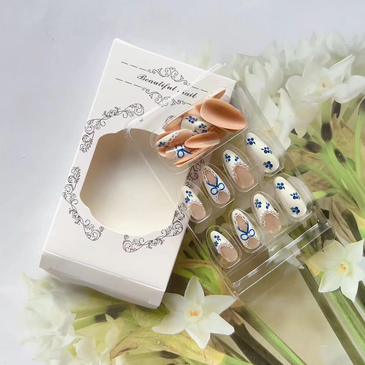 Medium Almond Press on Nails White Fake Nails French Tip False Nails with Blueberry Lace Pearl Design Glossy Stick on Nails Full Cover Glue on Nails Cute Artificial Nails for Women Manicure 24Pcs