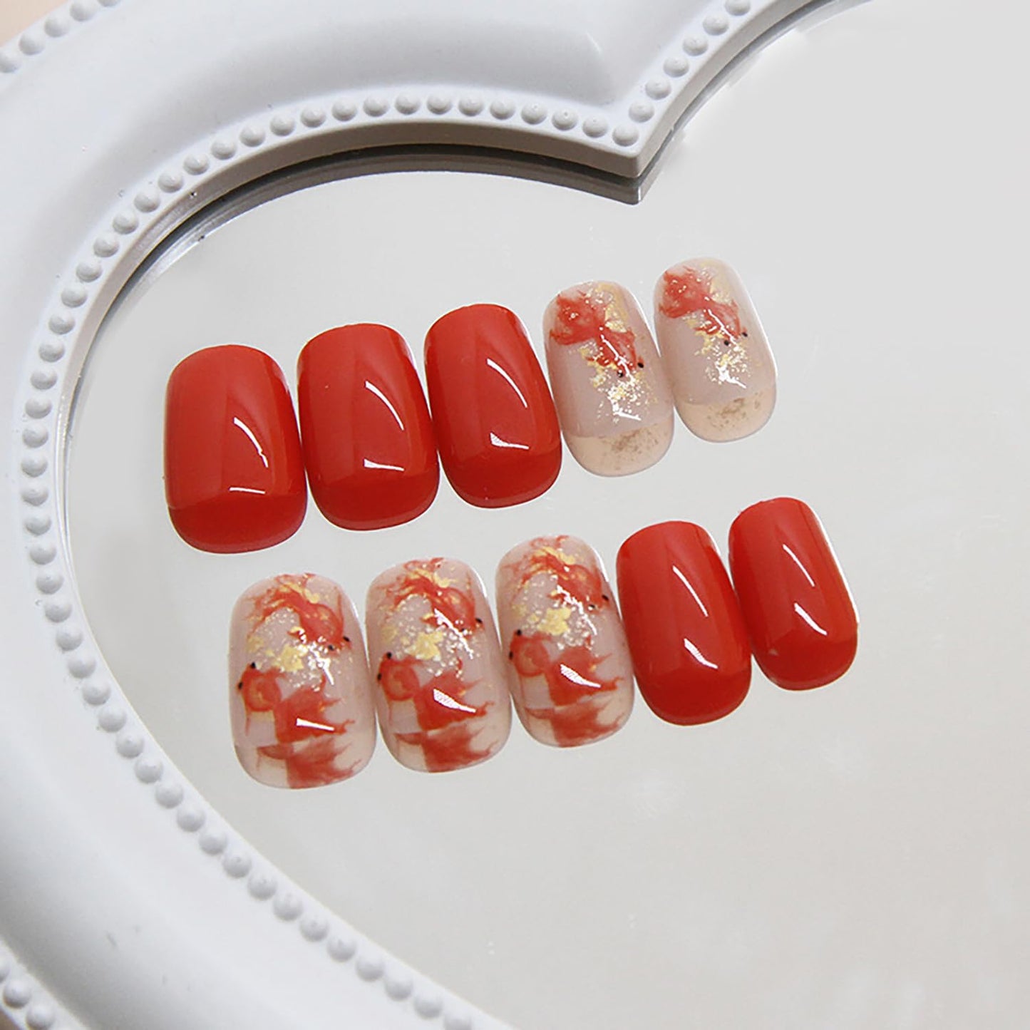 Press on Nails Short Square Gold Fish Design False Nails Orange Artificial Nails Full Cover Gold Glitter Powder Nails Acrylic Coffin Nails Reusable Glue on Nails DIY Stick on Nails for Women 24Pcs