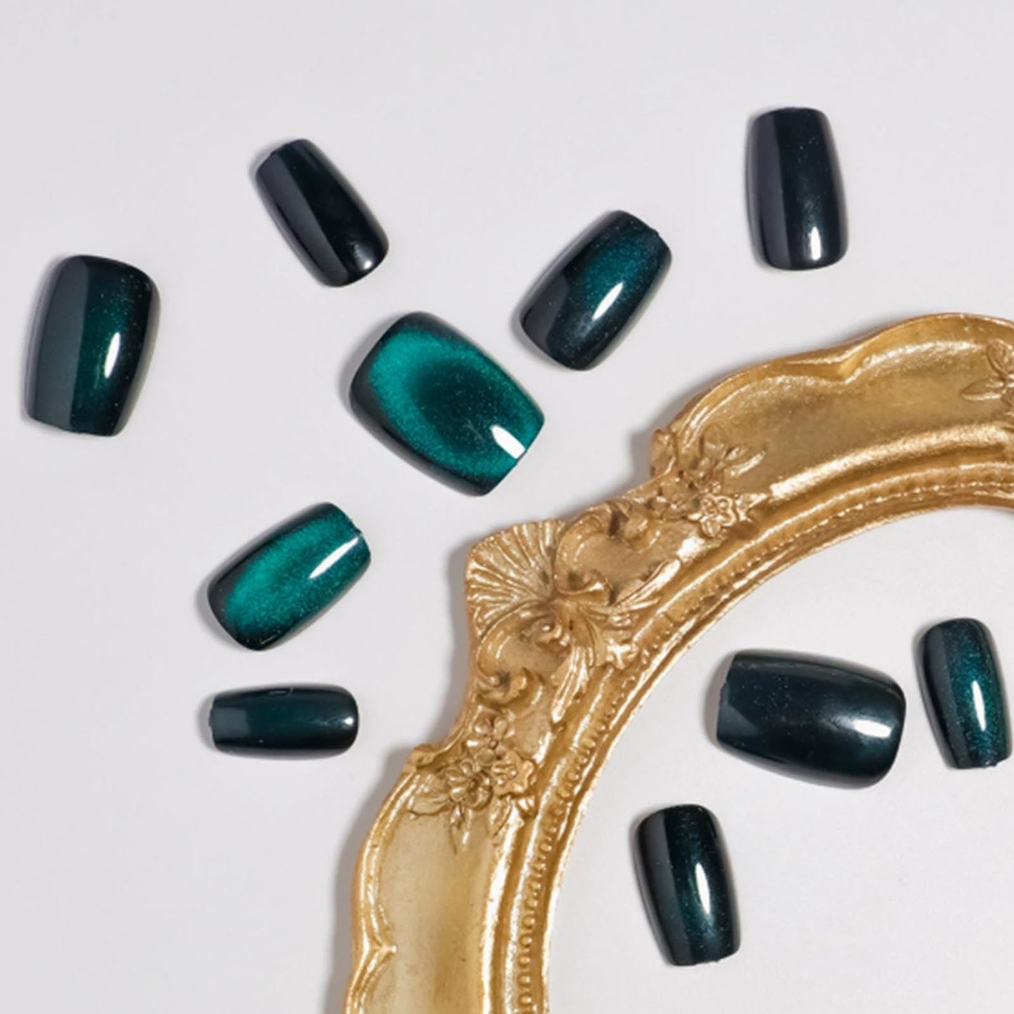 Cat Eye Press on Nails Short Square Fake Nails with Glitter Designs Green Nails Press ons Black Glue on Nails Glossy False Nails Full Cover Stick on Nails for Women 24Pcs
