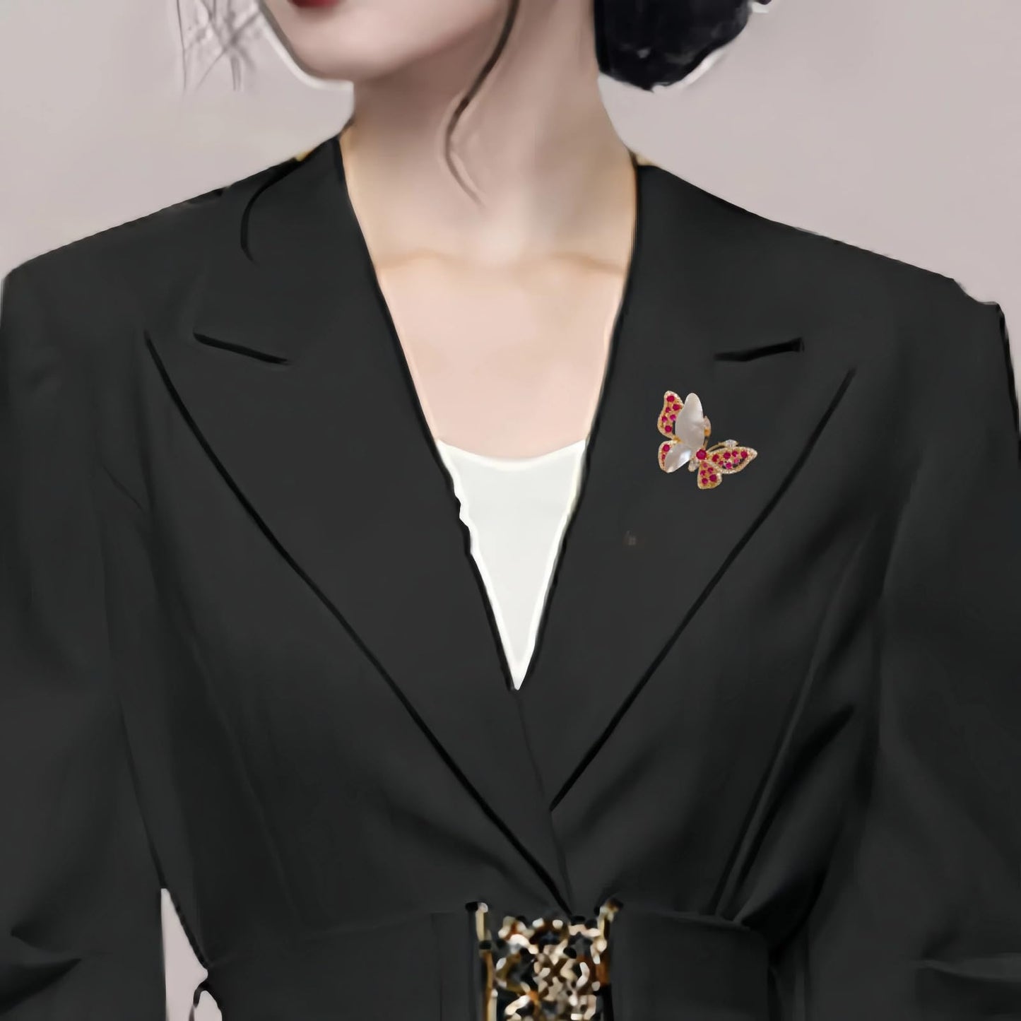 Elegant Natural Shell Red Garnet Butterfly Heavy Rhinestone Brooch for Women