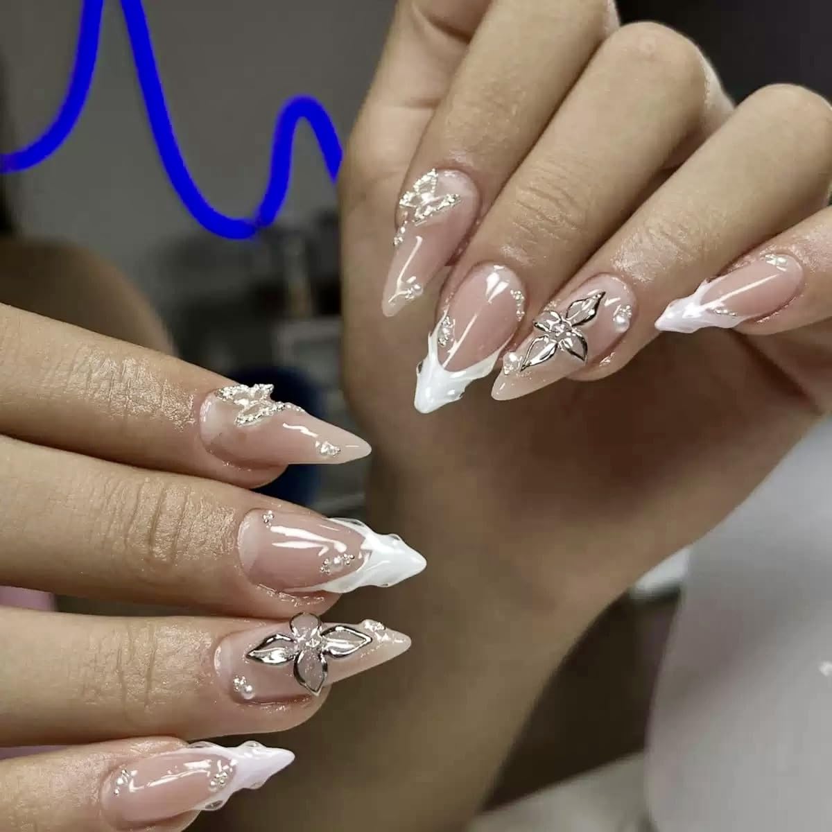 CTTHNBD Press on Nails Almond - French Tip Fake Nails with Silver Butterfly Design - Spring, Medium False Nails Press ons - for Women 24Pcs