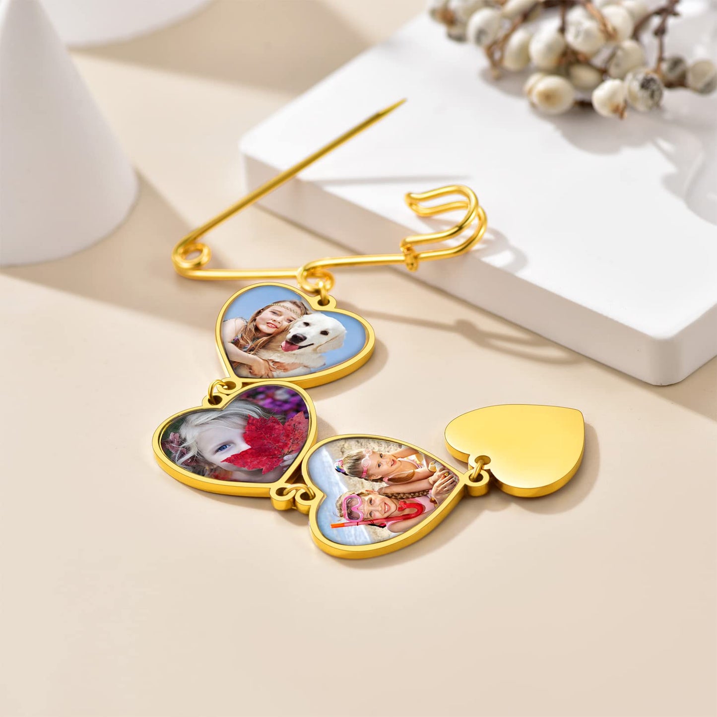 Custom4U Customizable Bouquet Charm with Pictures Custom Memorial Photo Boutonniere Picture Brooch Pin