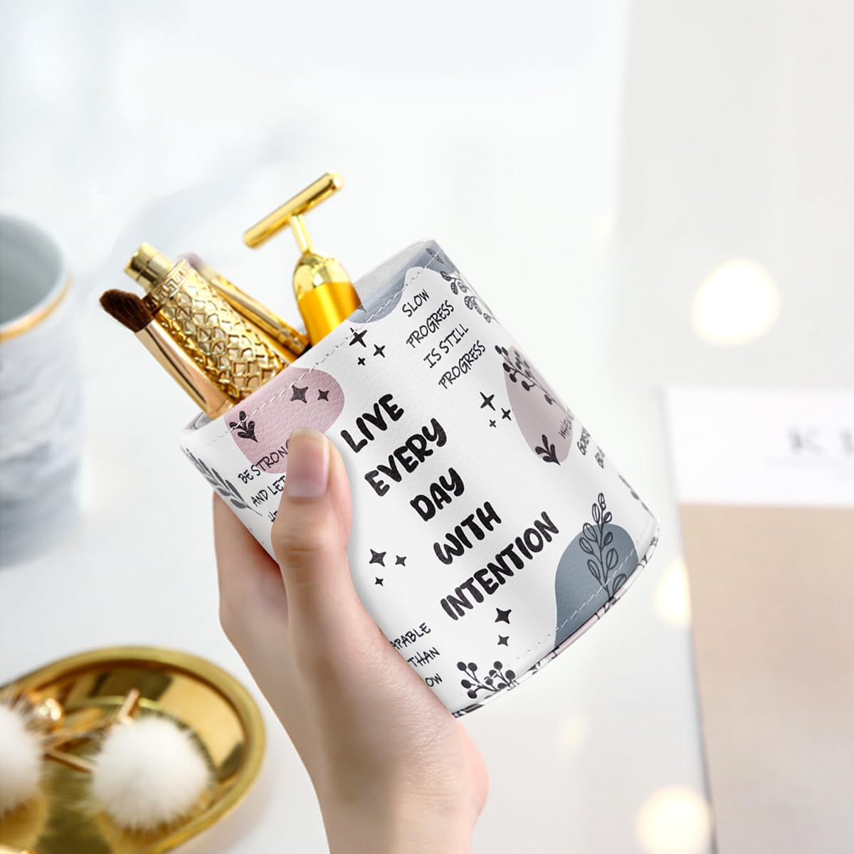 WAVEYU Desk Pen Holder Organizer Cute, Pencil Holder Cup, Makeup Brush Holder Large Pu Leather, Multi-Functional Organizer for Office, for Teens Adults Student, Inspiring Words Pattern