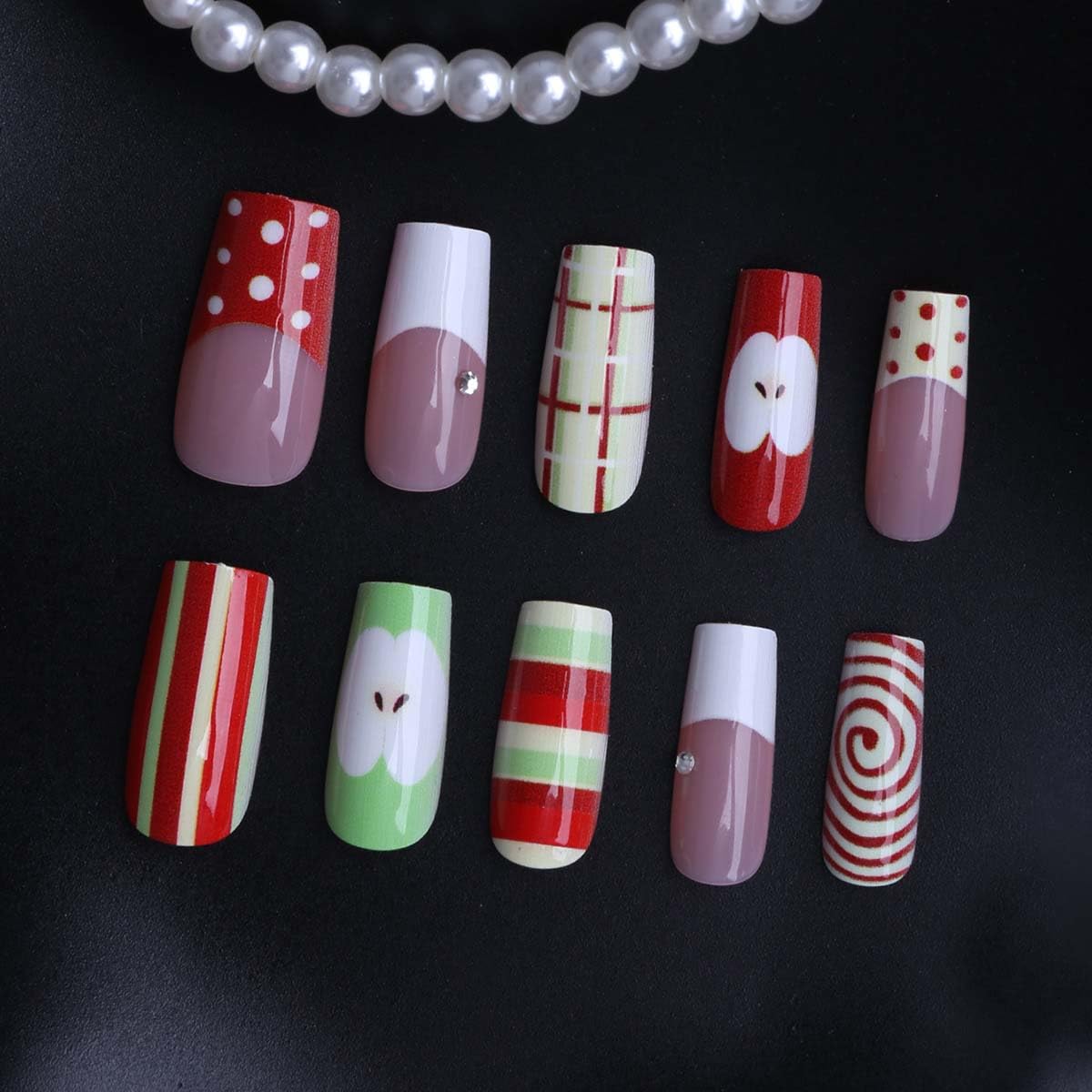 LINMEIZAI 24Pcs French Press on Nails Medium Square Apple Fake Nails Press ons Nail Tips, Green Red Stick on Nails Acrylic Nails Kit False Nails Fresh Plaid Design Nail Art for Women Cheerful Manicure