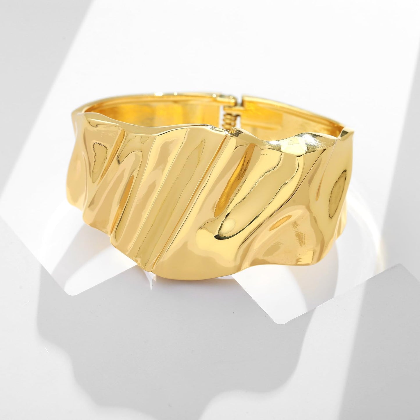 HUAYUNFANG Chunky Gold Bangle Bracelet for Women Wide Irregular Polished Statement Cuff Bracelet Spring Hinged Open Bangle Bracelets