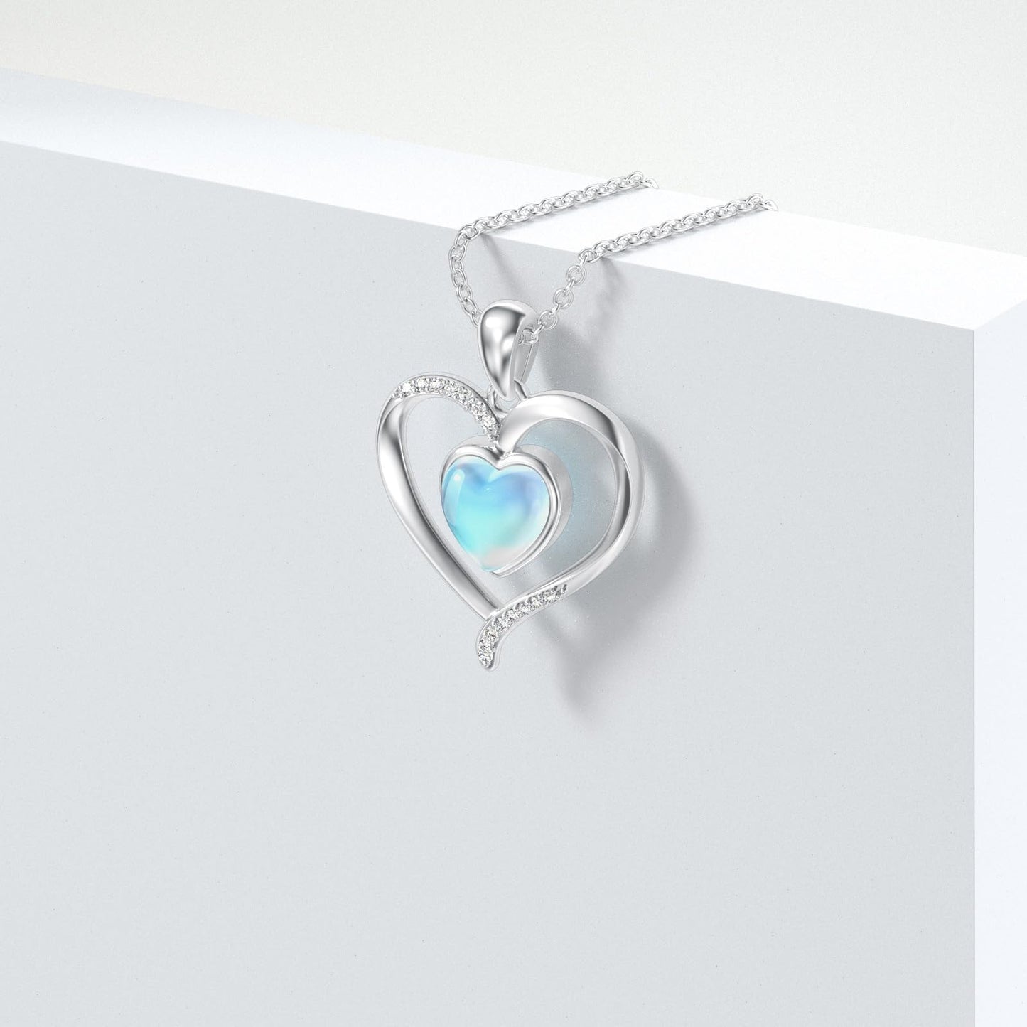 OUTANG Moonstone Heart Necklace for Women 925 Sterling Silver Simple Heart Pendant Ladies Jewelry Gifts