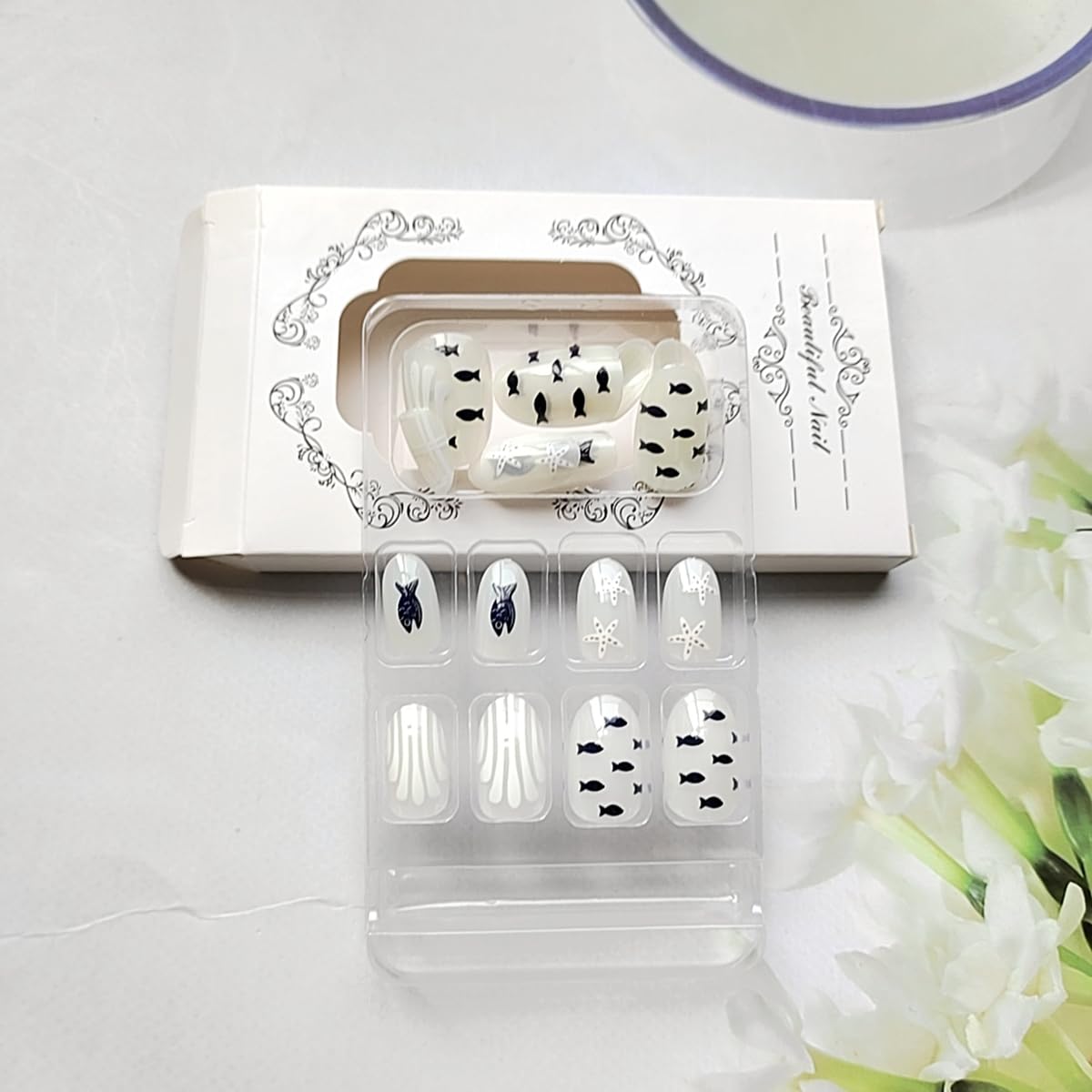 24 Pcs Summer Ocean Press on Nails Short Oval WLGDLH Fake Nails, White False Nails Press ons with Blue Small Fish Starfish Striped Design, Glue on Nails for Women Manicure, Glossy Finish