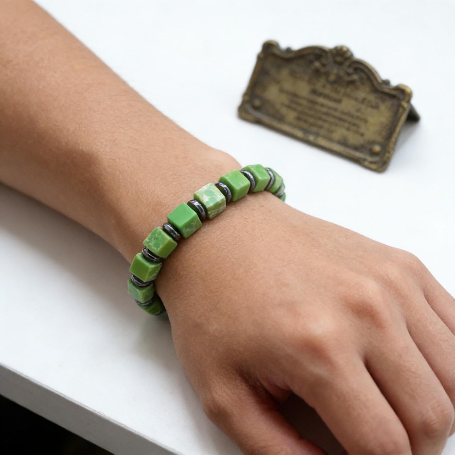 MQCEHTI Nature Stone Bracelet for Women, Boho Beaded Chakra Turquoise Jasper Handmade Stretch Healing Western Jewelry (Light Green)