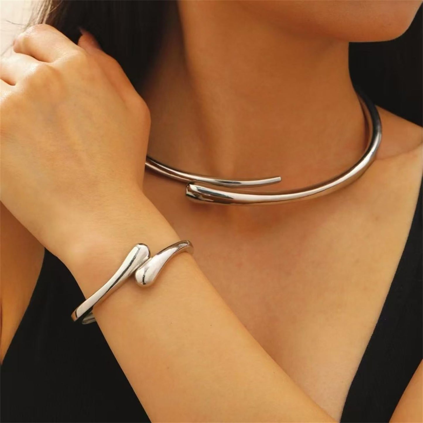 Hcrohihit Chunky Thick Cuff Bangle Bracelet for Women,Minimalist Adjustable Open Cuff Bracelet and Ring Collar Set,Polished Statement Cuff Bangle,Fashion Jewelry (C Silver)