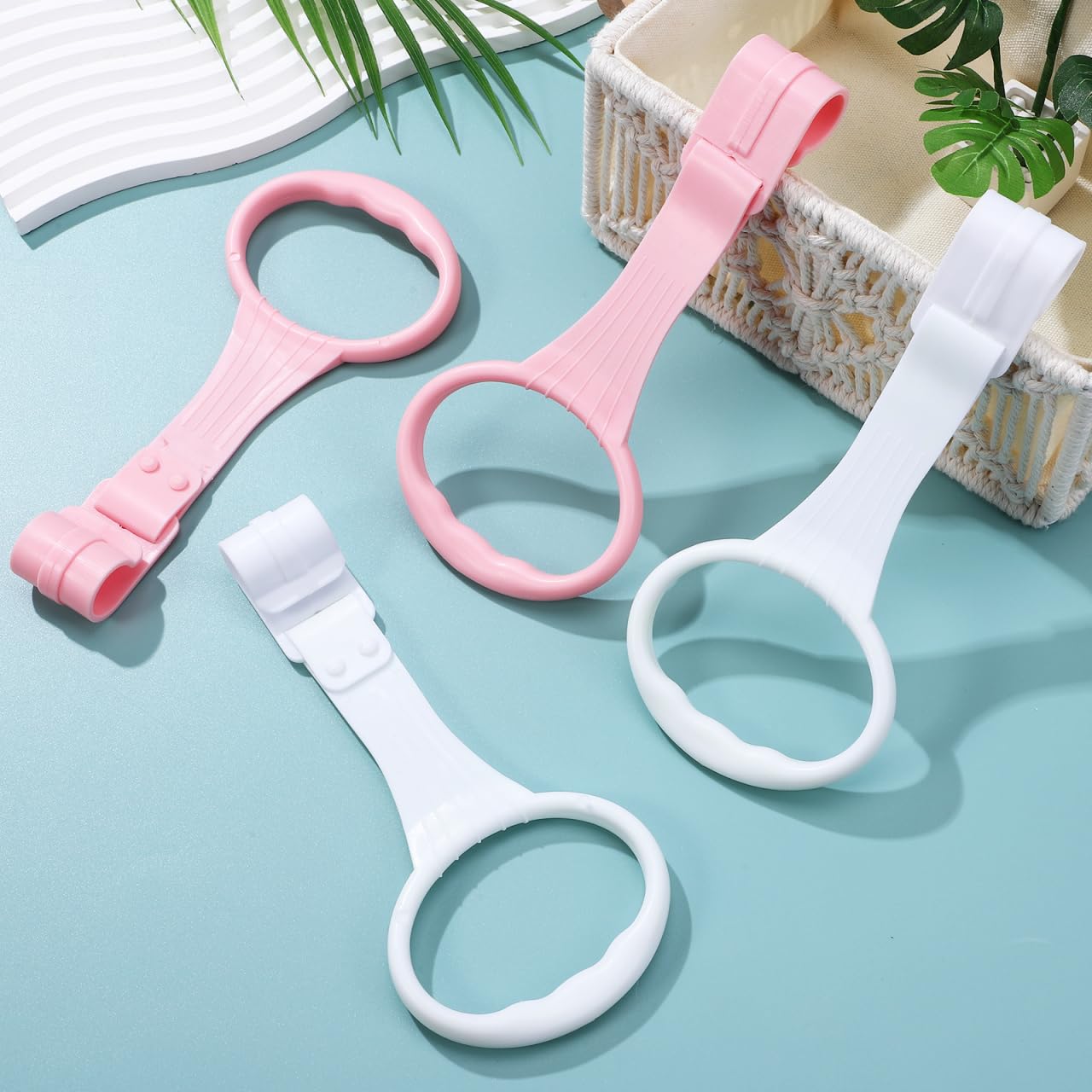Beavorty Baby Pull up Rings 4 Pcs Plastic Hanging Rings for Playpen and Crib Toddler Walking Assistant and Standing Support Toy for Early Development