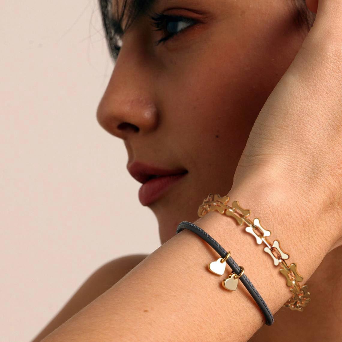SOFYBJA Dainty 18K Gold Plated Chunky Bone Link Chain Bracelet for Women Toggle Layered Jewelry