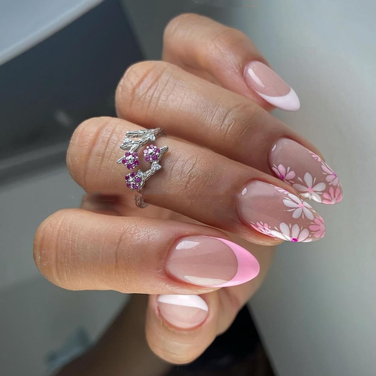 French Tip Press on Nails Medium Almond Fake Nails Spring Flowers Acrylic Nails Pink Floral False Nails Glossy Artificial Glue on Nail for Women Manicure Nail Decoration 24Pcs