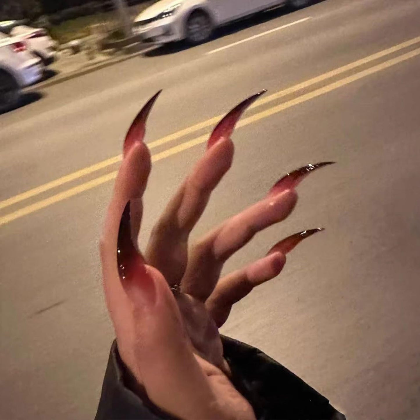 10 Pcs Halloween Press on Nails Handmade Bloody Black Red Gradient Fake Nails Full Cover Eagle Claw Design Long Curved Stiletto Thick Nails Press Ons Goth Nail for Women (Size M)