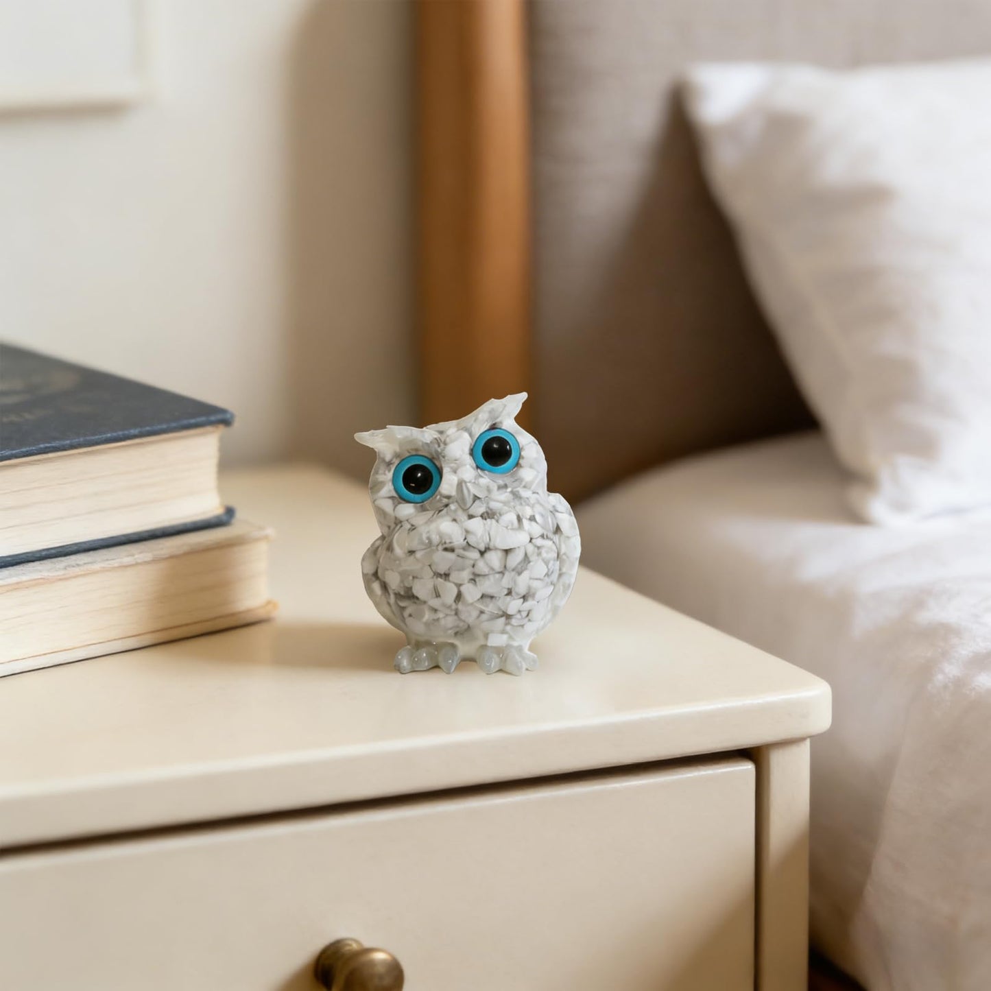 PinpinPony Owl Statue, Natural Gemstones Decor for Home Office, Shelf Display Figurine, Handcrafted Unique Owl Sculpture(White)