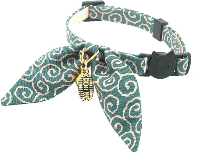 PetSoKoo Bunny Ears Cat Collar, Japan Lucky ‘開三運’ Charm. Safety Breakaway Bowtie Kitten Collar with Bell, Green