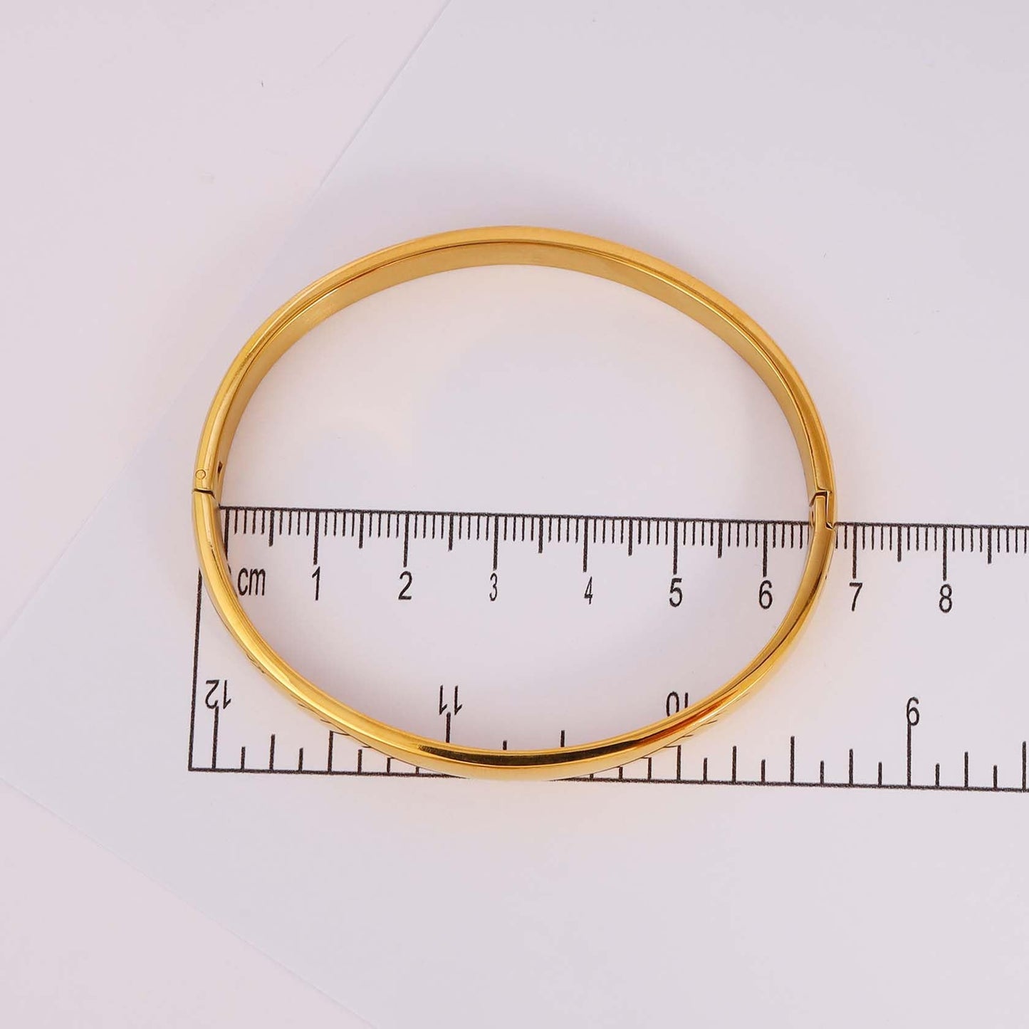 MILAKOO Womens Gold Stainless Steel Bracelet 8MM Plain Polished Finish Oval Bangle 6.7"