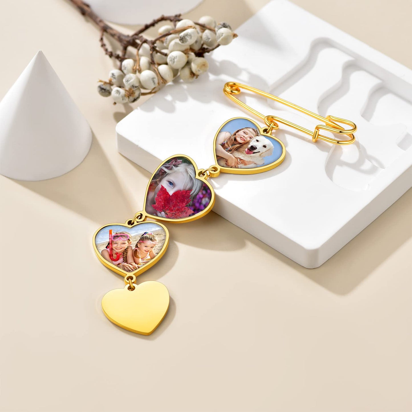 Custom4U Customizable Bouquet Charm with Pictures Custom Memorial Photo Boutonniere Picture Brooch Pin