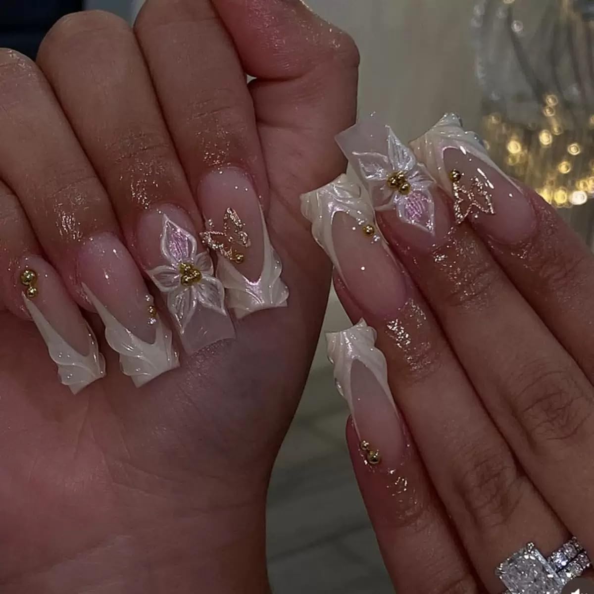 CTTHNBD Press on Nails Square - White French Tip Fake Nails with Flower Butterfly Design - Medium Long False Nails - for Women 24 Pcs