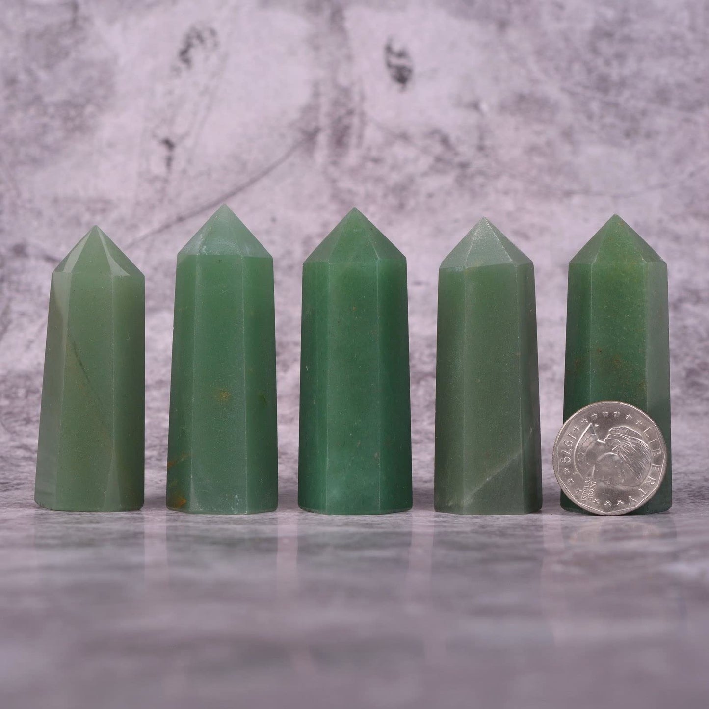 Large Green Aventurine Crystal Tower Healing Crystal Wand For Spiritual Use Hexagonal Point Reiki Chakra Gemstone Home Office Decor