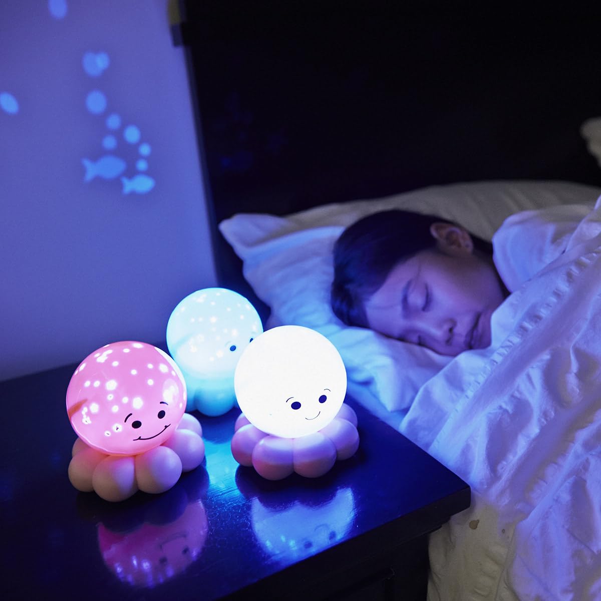 Cloud b Travel Comforting Nightlight Projector | Gentle Brightness | 3 Colors with Color Rotation Option | Auto-Shutoff | Octo Baby Pink