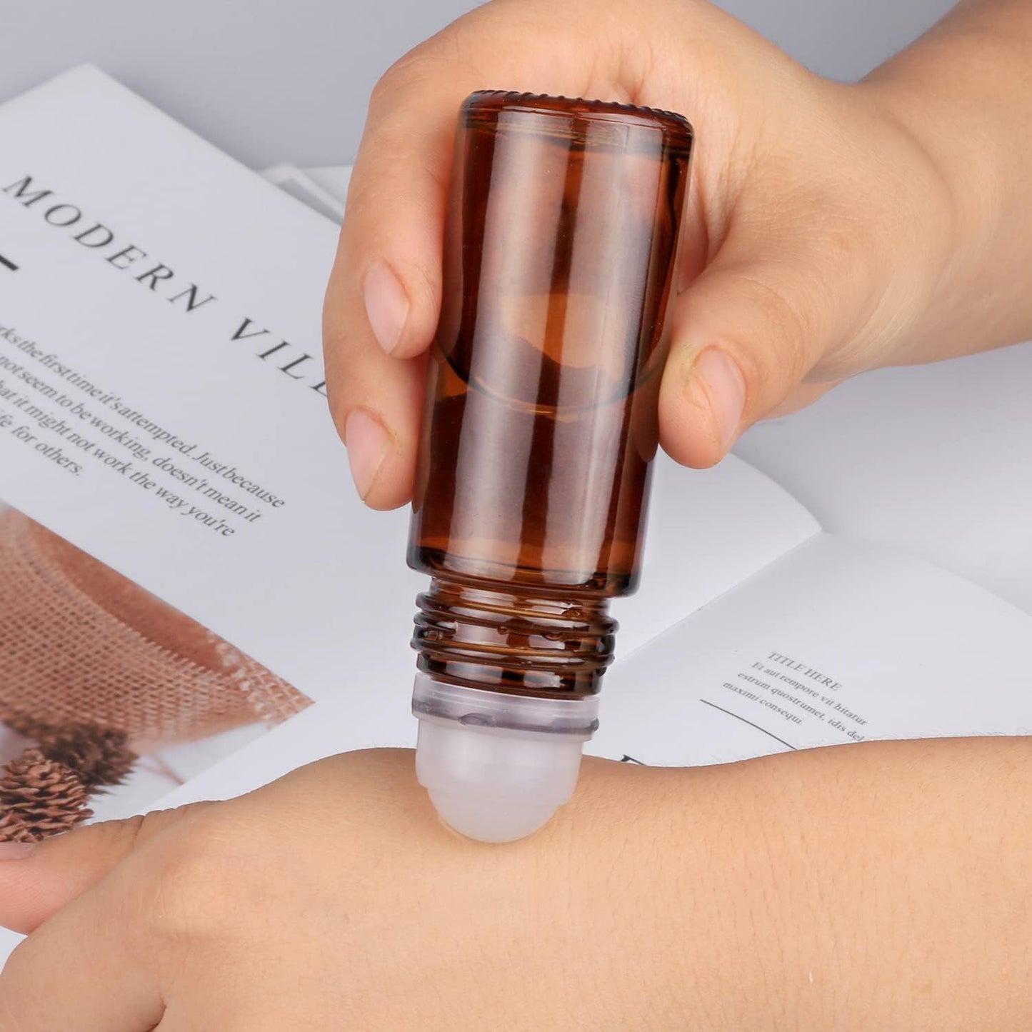 2Pcs Brown 30ml Glass Essential Oil Roller Bottles,Perfume Roller,Refillable Roll on Bottles Container Empty Deodorant Rollerball Beauty and Personal Care Tools for Fragrance Cosmetics Roll on ottles
