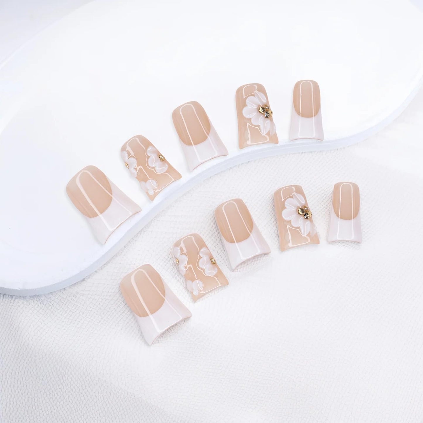 Duck Press on Nails Short Handmade 3D Unique Flower Fake Nails White French Tip False Nails with Designs Thick and Muti-Layer Gel Acrylic Nails Glossy Glue on Nail for Women (Size M)