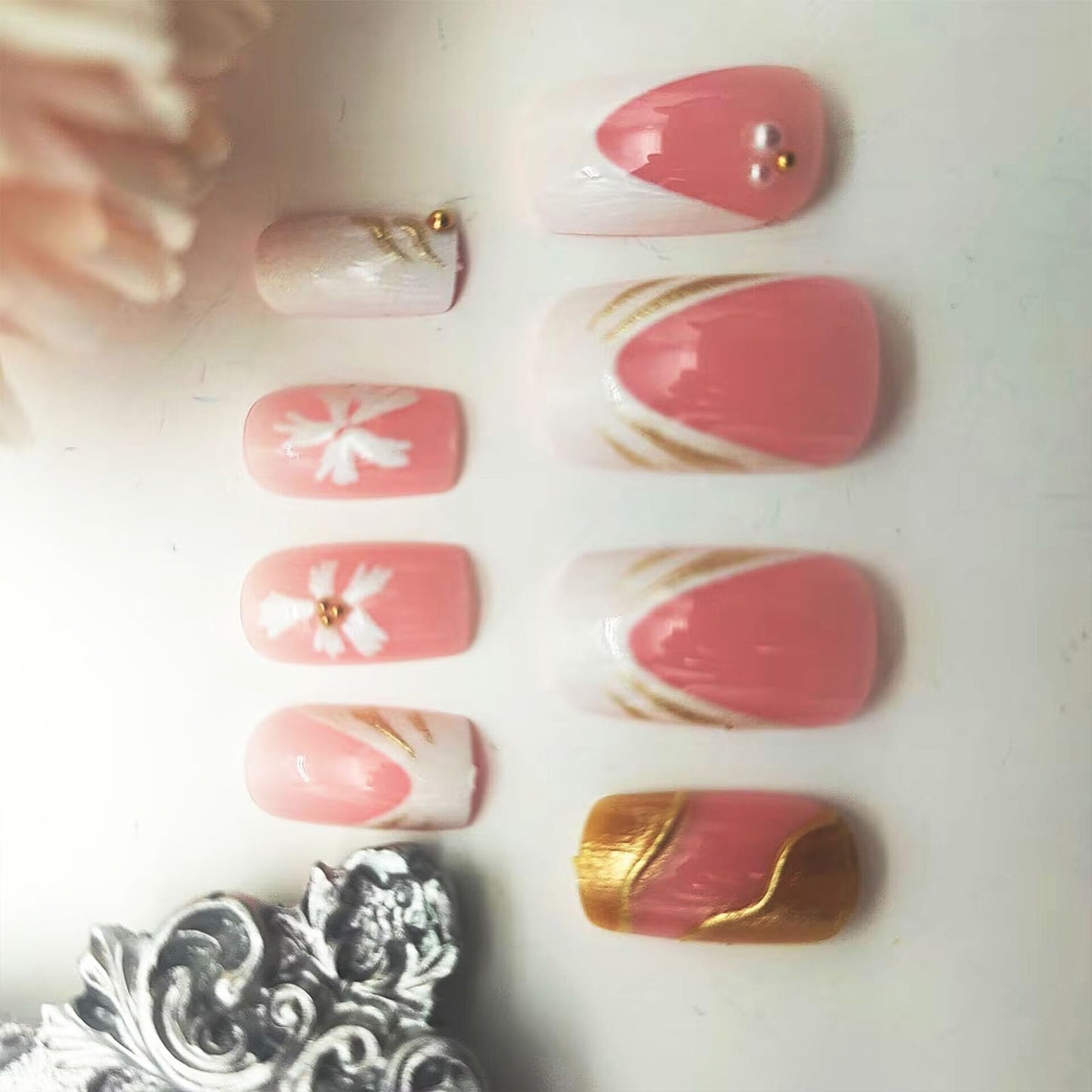 French Tip Press on Nails Medium Square Fake Nails with White Pearl Flower Designs Glossy Nails Press ons Pink Full Cover Glue on Nails Summer Acrylic Artificial Stick on Nails for Women 24Pcs