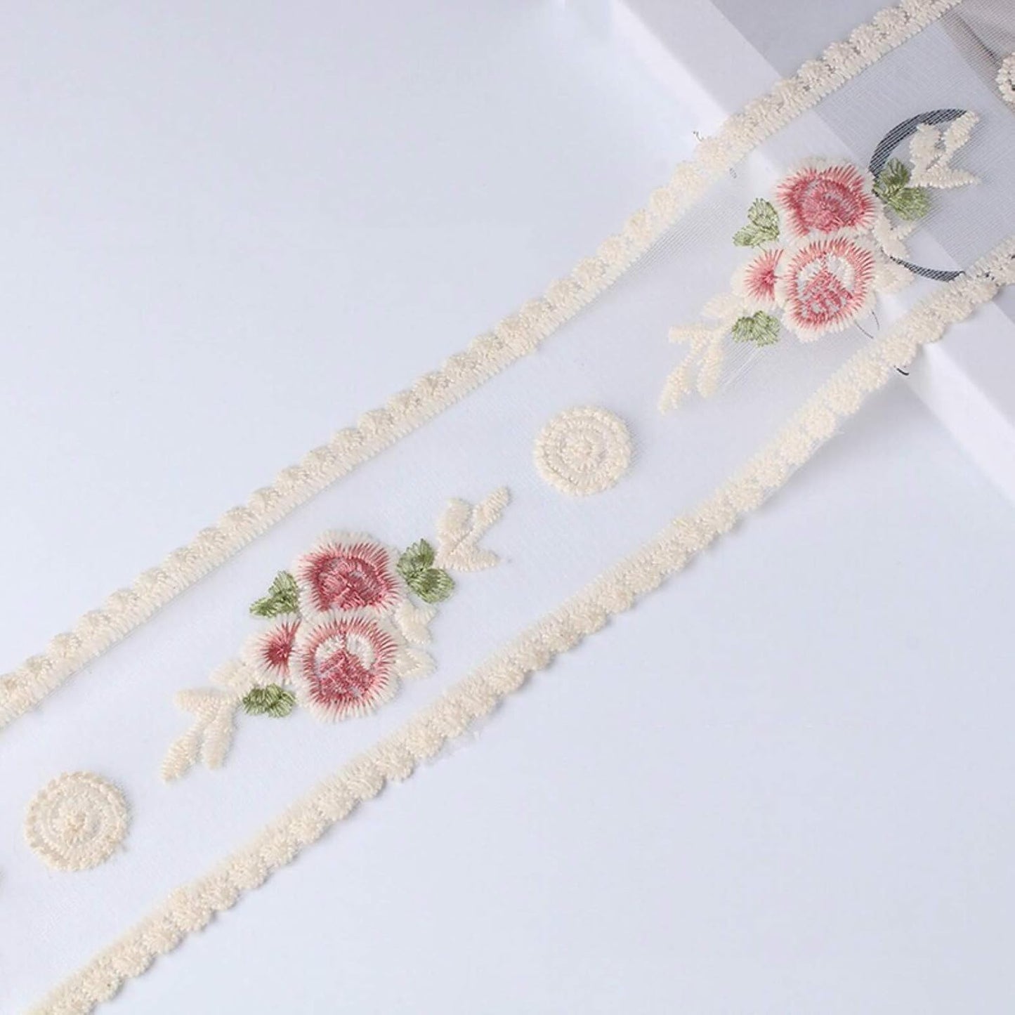 Lace Trim Ribbon, Delicate Cotton Embroidery Ribbon for Wedding/Bridal Decoration, DIY Craft Sewing, Home Decoration, 10 Yards (Beige)