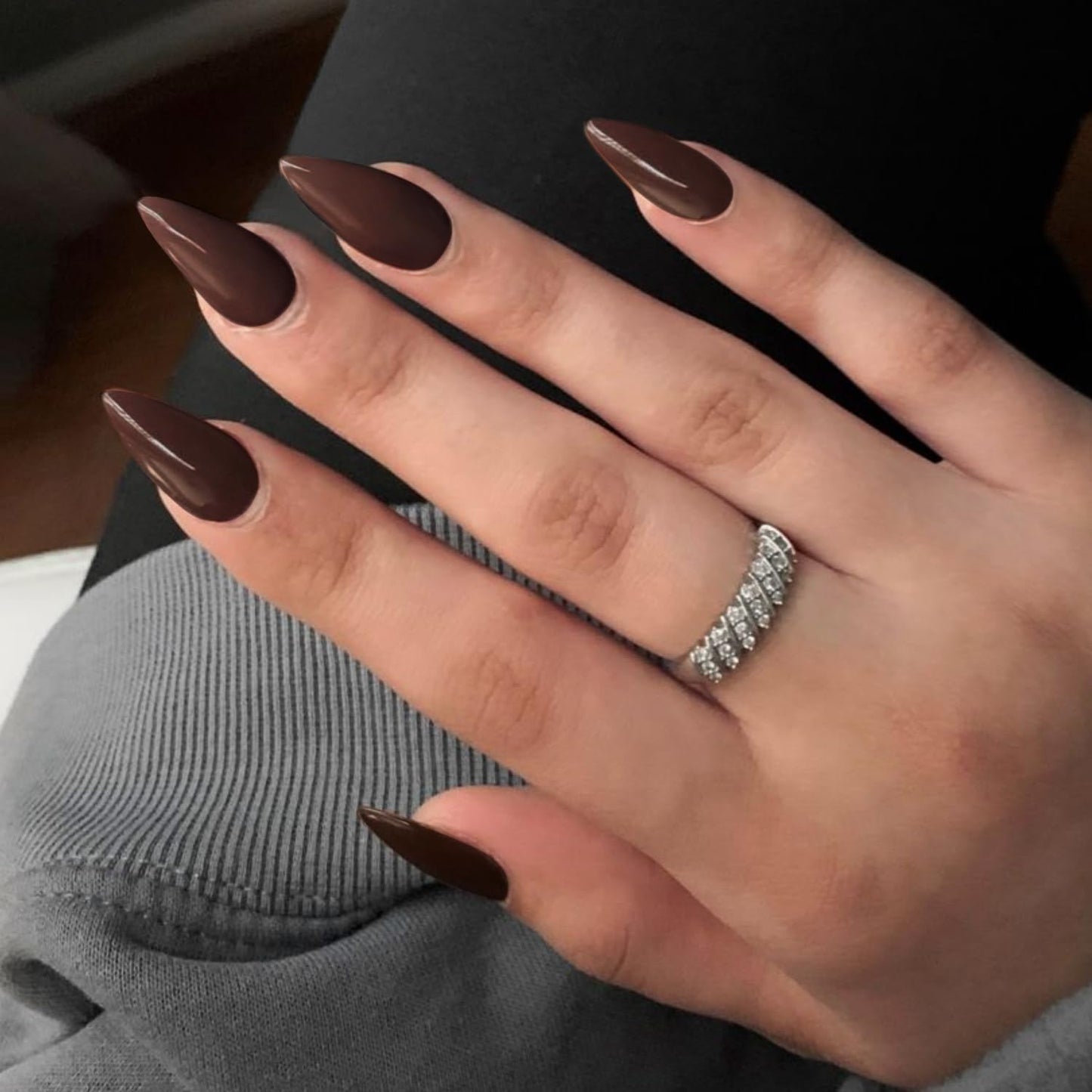 KQueenest Dark Brown Fall Press on Nails Medium Stiletto Almond, Pure Color Acrylic Nails Press ons, Reusable Acrylic Fake Nails Set Feature Protective UV Coating for Women Nail Art Manicure in 24PCS