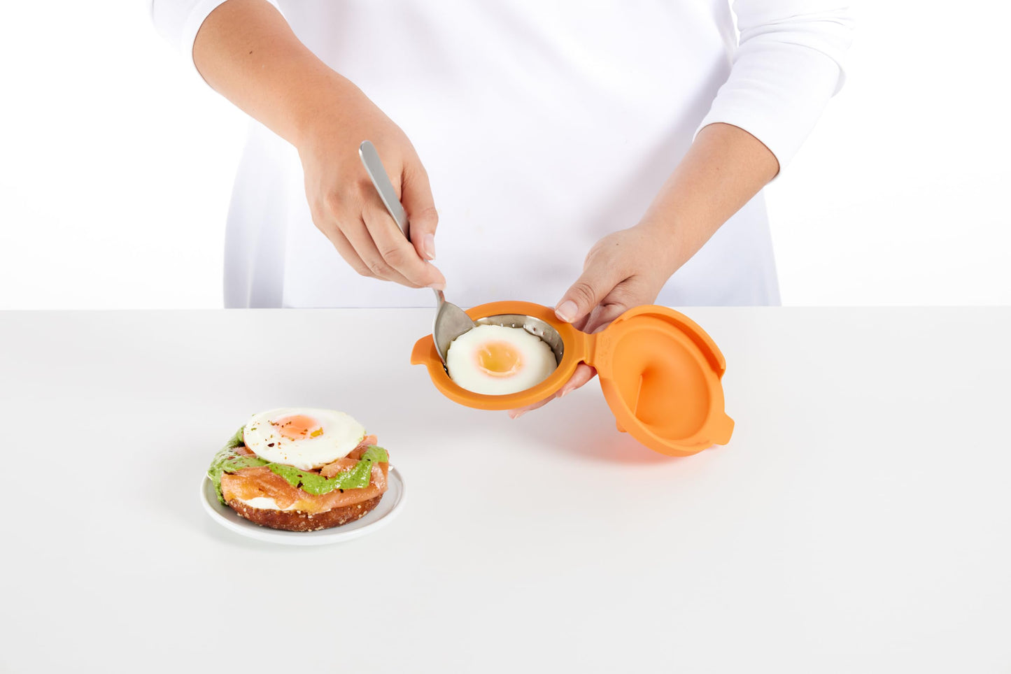Lekue Poached Egg Maker/Poached Egg Cooker Set of 2, Orange