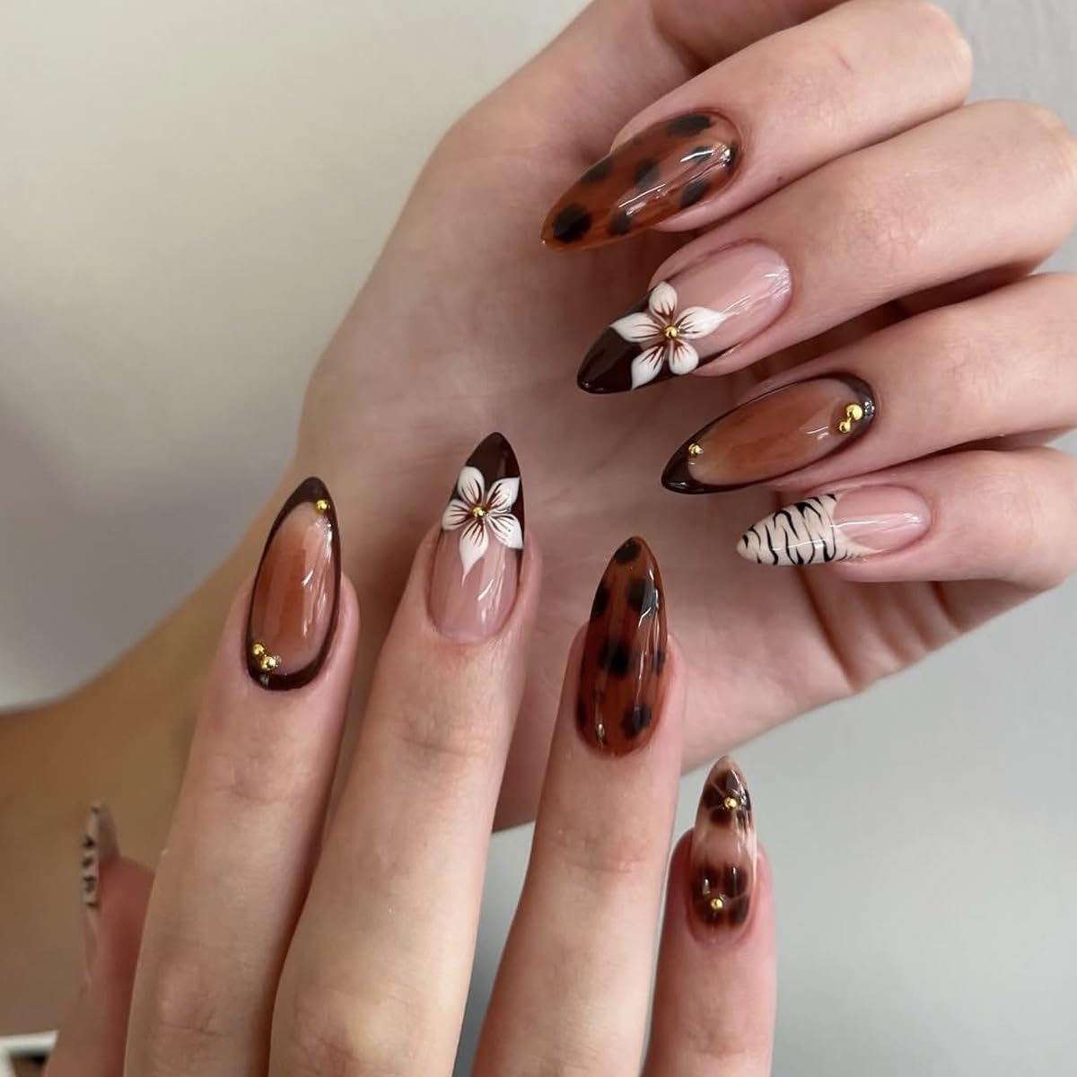 plalely Almond Press on False Nails Brown Press on False Nails with 3D Floral Stick on Nail Tips for Women 24pcs