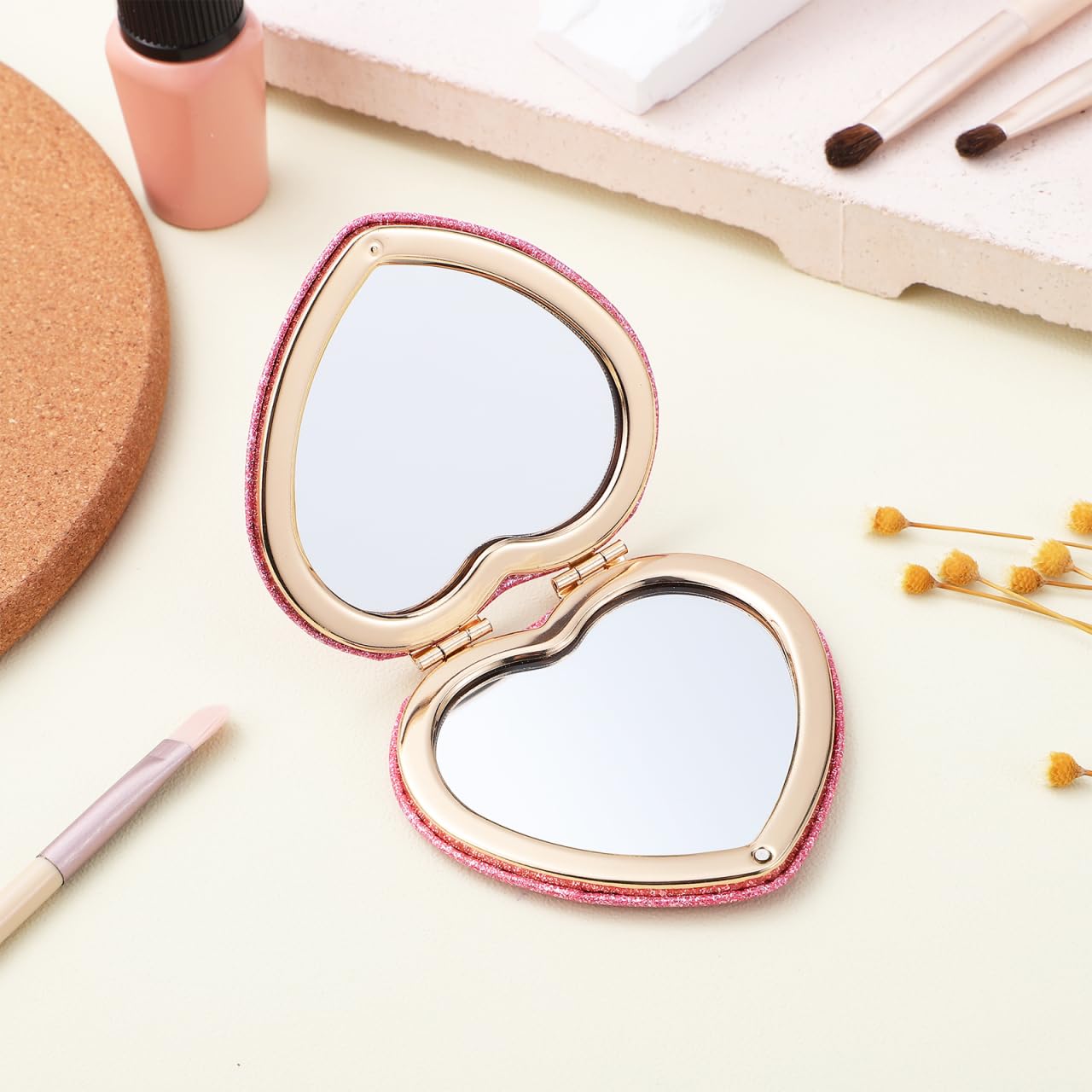 Healifty 20pcs Heart Shaped Mini Mirrors Glass Mosaic Tile Pieces for Home Decoration DIY Craft Projects Compact Mirror Making 2.12x1.96 in