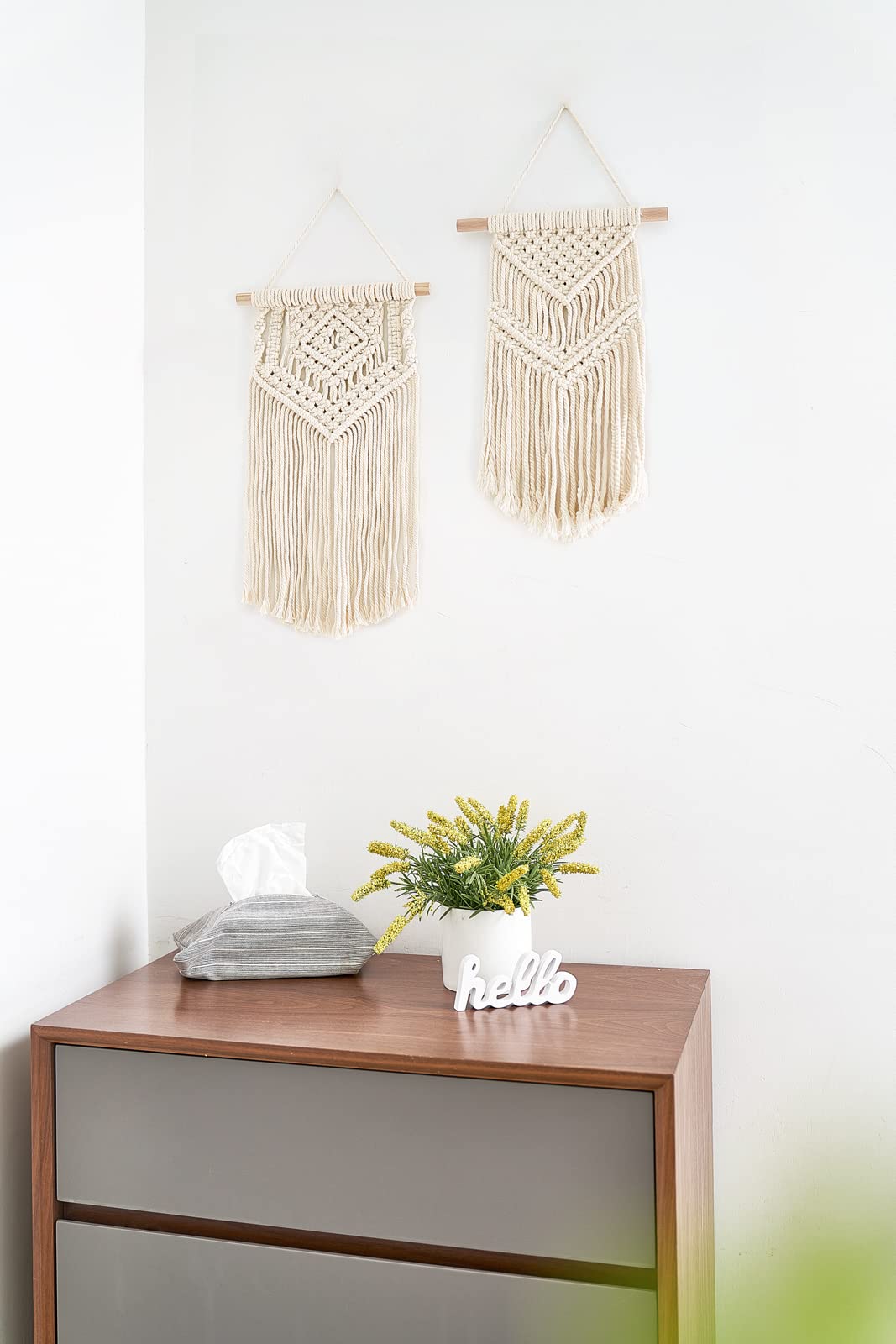 Dahey Necklace Holder jewelry Holder Organizer Over Door Necklace Rack with 30 Hooks Wall Mounted Macrame Wall Hanging Small Woven Tapestry Wall Art Decor Boho Home Decor Nursery, Party Decorations
