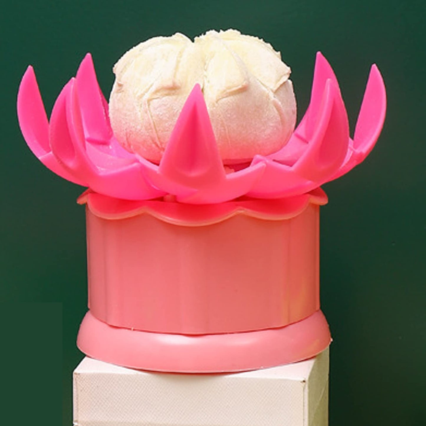 MGGi Large 2.36" Baozi Maker, Plastic Baozi Dumpling Molds, Bun Making Mould DIY Pastry Pie Steamed Stuffed Bun Tool, Bao Bun Moulds, Meat Bun Press Making -for Chinese Baozi, Steamed Bun - Pink
