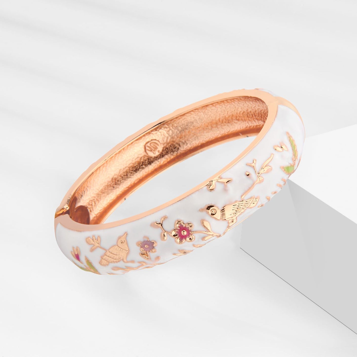 UJOY Colors Handcraft Jewelry Cloisonne Bracelet Enamel Hollowed Bird Spring Hinged Womens Bangles Gifts Box 88A31-55C49 White