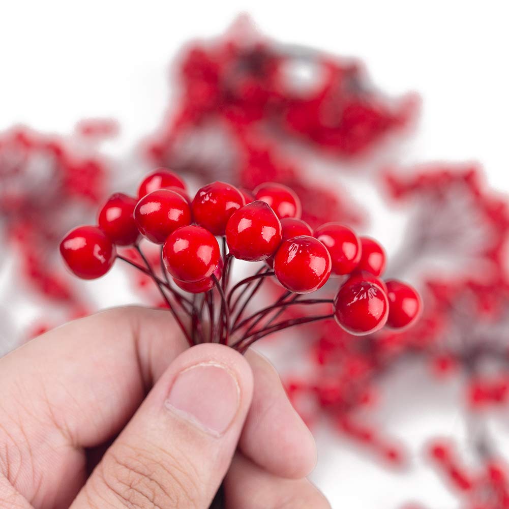 SallyFashion Artificial Red Berries on Wire Stems - 200 Stems with 400 Holly Berries for Christmas Tree, Wreaths, and Crafts