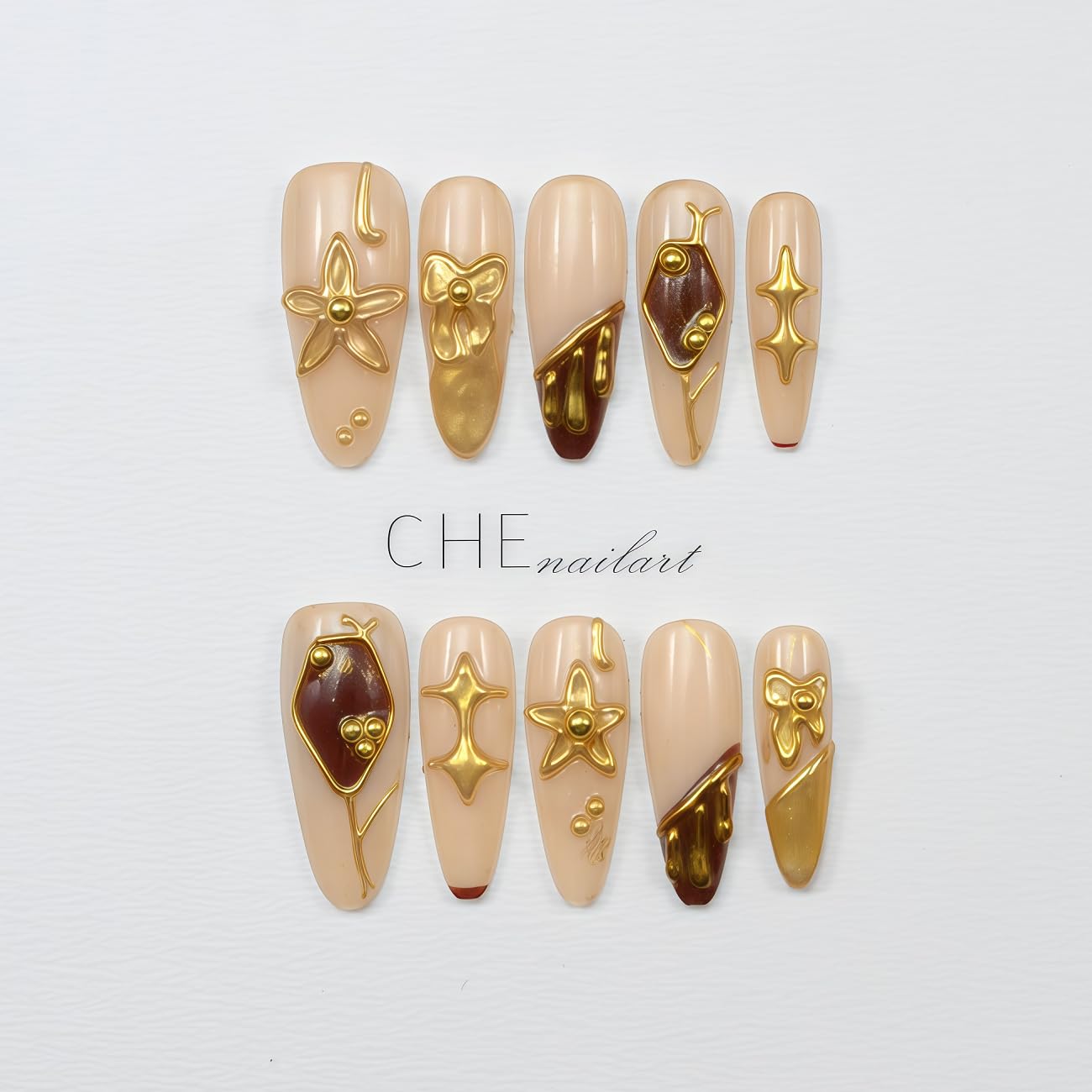 WZHAOJUN Handmade Press On Nails,Medium Gold Presson Nails For Women,10pcs Abs Material Fake Nails With Design-Reusable Glue On Hand Made Nails For Party Wedding(10Pcs Size M)