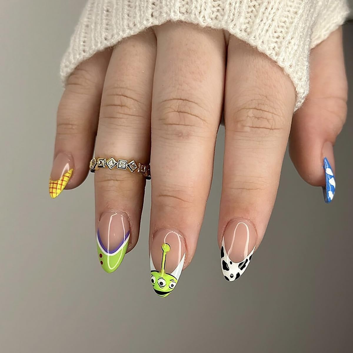 24Pcs Halloween Press on Nails Medium Almond Fake Nails with Cute Cartoon Pattern Design Reusable False Nails Kit French Tip Nails Press ons Artificial Nail Cute Funny Almond Stick on Nails for Women