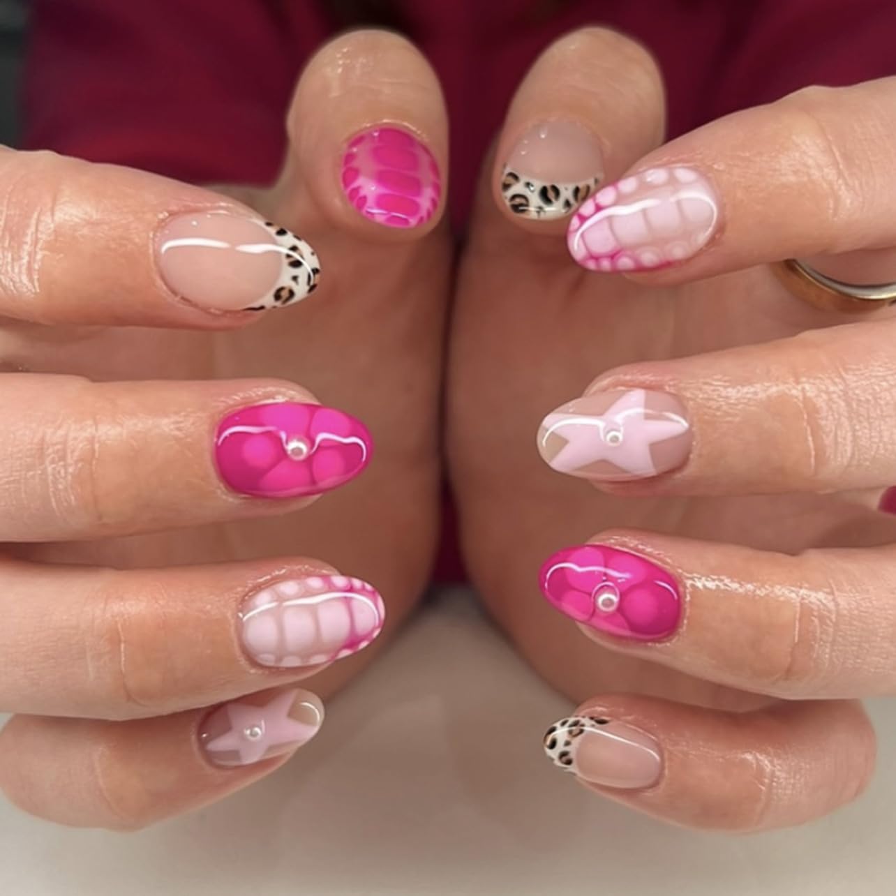 Pink Star Press on Nails Medium Almond Fake Nails Cute Flower False with Designs Leopard French Tips Glue on Nail Glossy Pearl Full Cover Acrylic Stick on Nail for Women Manicure 24pcs