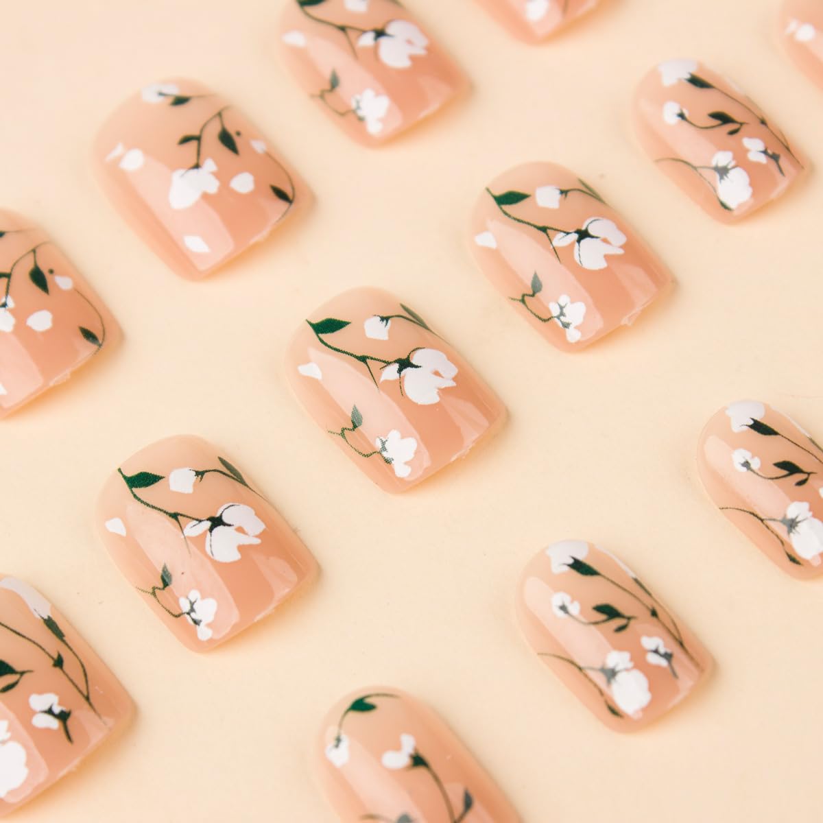 Extra Short Press on Nails Square Fake Nails Nude Nails Press ons with White Flower Designs Spring Summer False Nails Reusable Acrylic Nails Glossy Full Cover Stick on Nails for Women Manicure 24Pcs