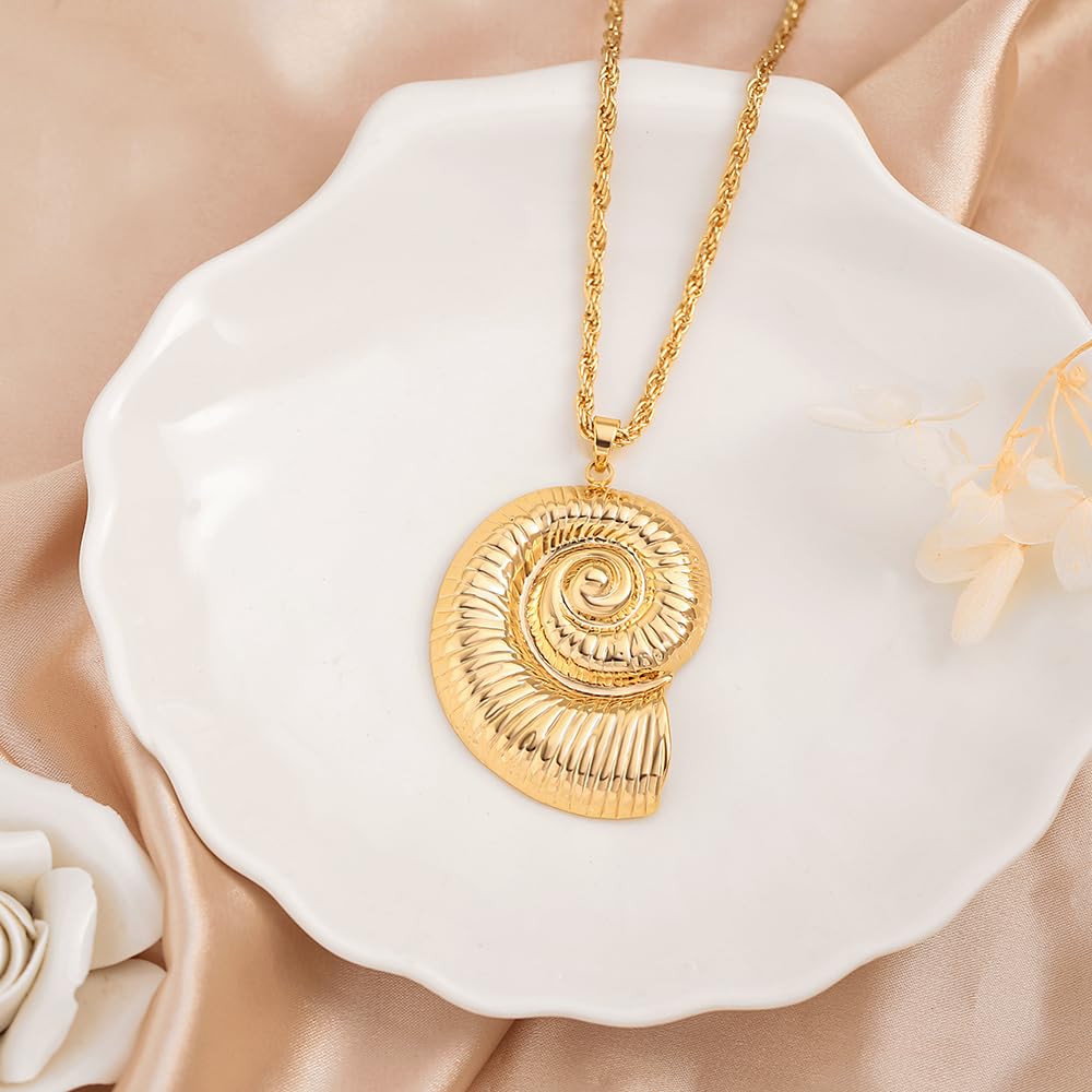 CANEVINKA 18K Gold Plated Conch Pendant Necklace for Women Boho Sea Shell Necklace Beach Mermaid Jewelry