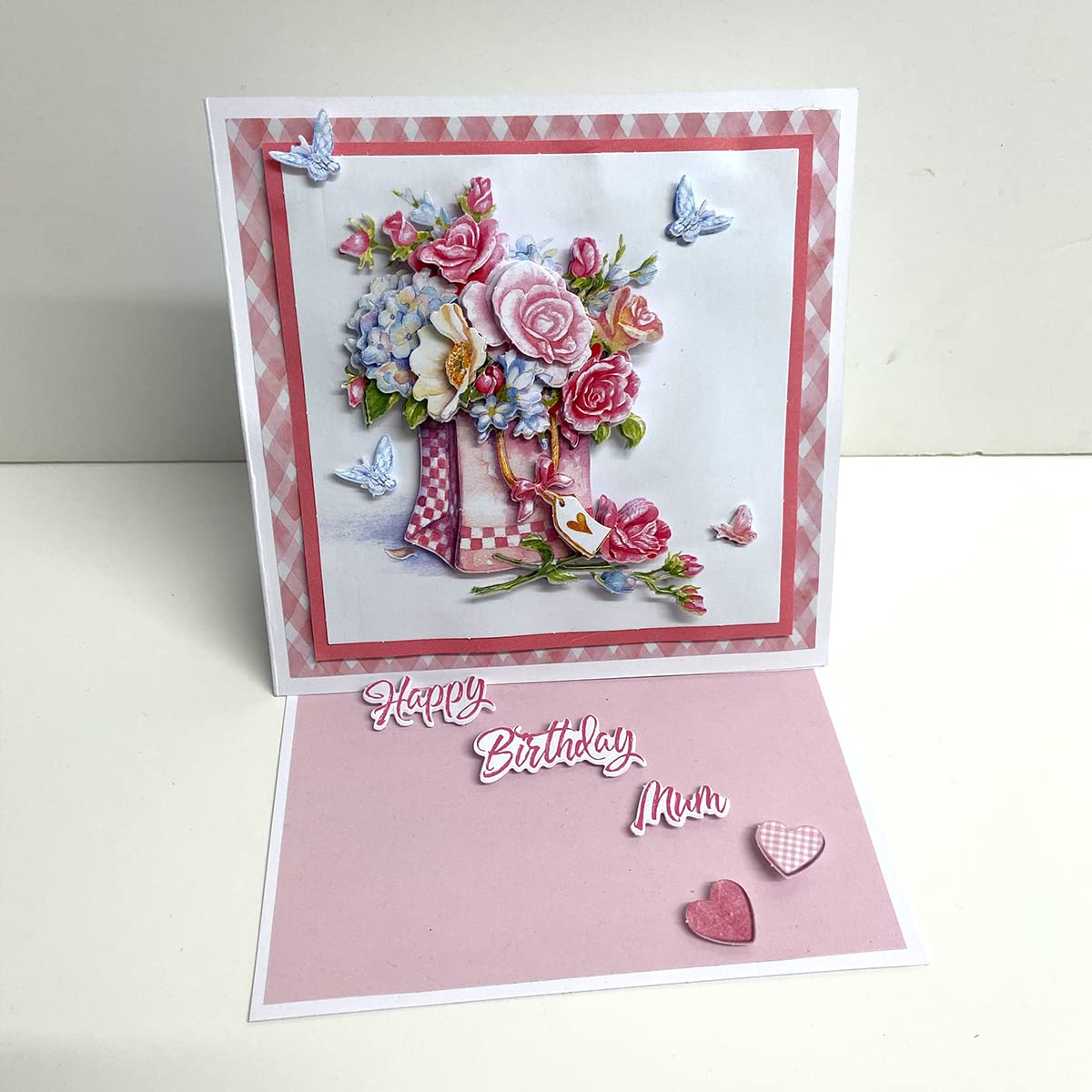 Katy Sue Designs Pretty Flowers 3D Die-Cut Decoupage Sheets for Card Making. A Pack of 24 Sheets of Floral-Themed Die Cuts for Card Making Supplies With Sweet Peas, Corn Poppies, Hydrangeas, & Pansies