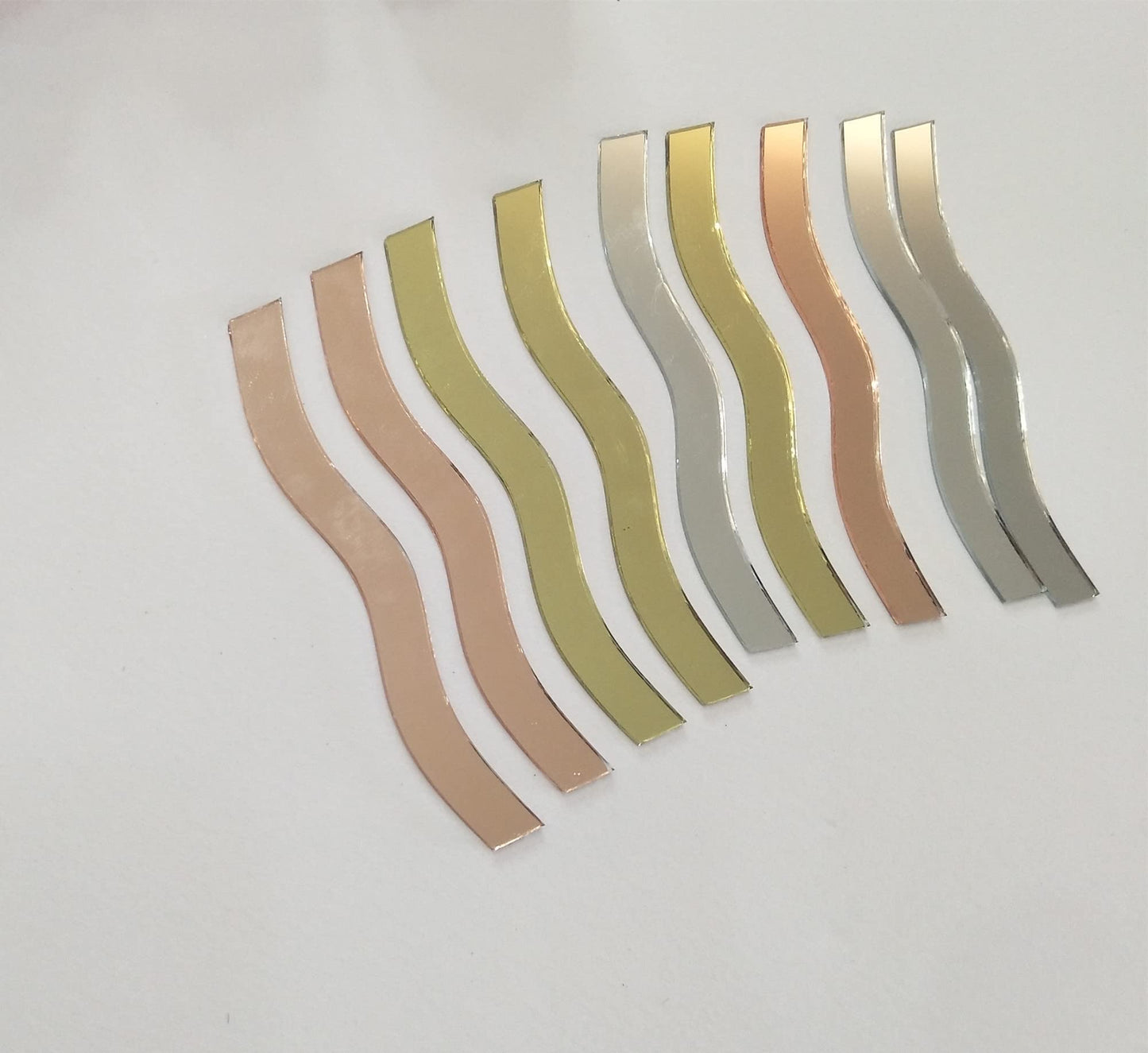 100pcs of 3’’ Wave Glass Mirror Mosaic,Wavy Rectangle Mirror Mosaic Tile for Art Craft Projects (Silver Mirror)