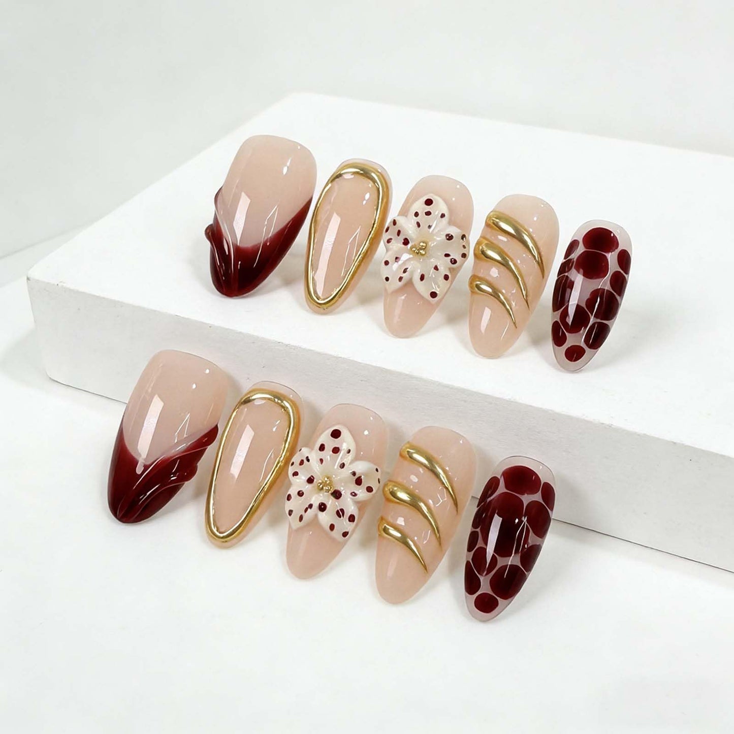 Handmade Press on Nails Almond Summer Nails Reusable 3D Flower Fake Nails French Tip Gold Accent Glue on Nails for Women 10 Count S Size