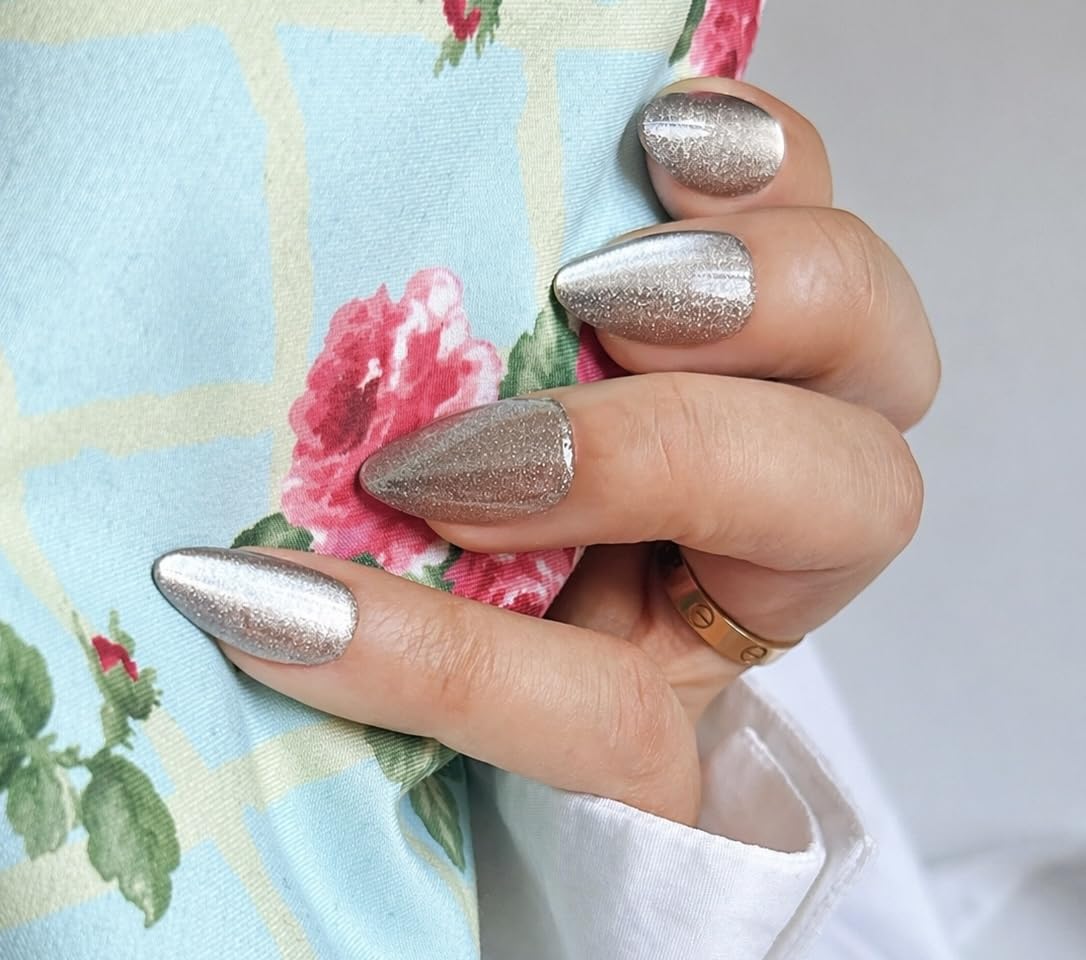 Lubnae Luxury Press-On Nails – Short Almond Reusable Glue On Nails – Salon Quality At-Home Manicure Kit – Designed in Paris