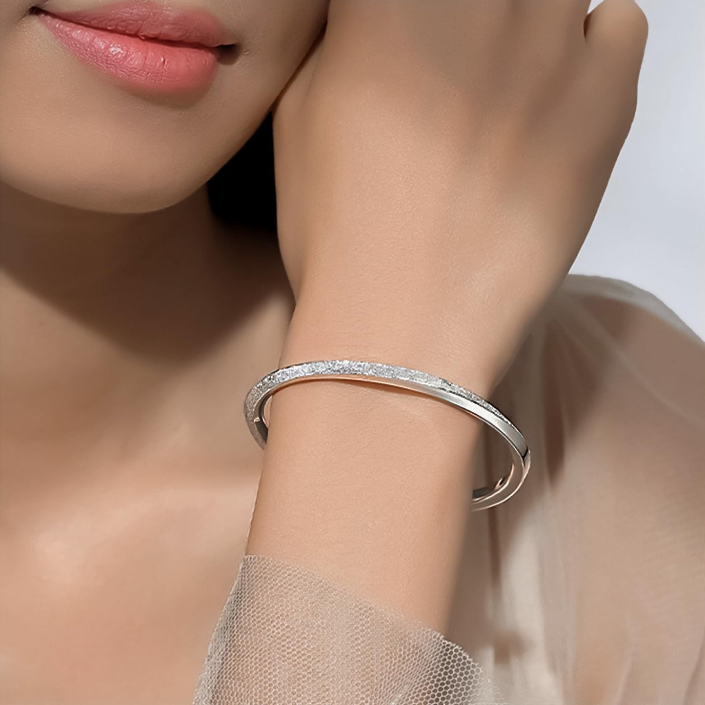 925 Silver Mobius Bangle Bracelets For Women Shiny Frosted Bracelets Adjustable Open Cuff Bangle For Women Exquisite Wrap Bangle Bracelets Jewelry Gifts for Birthday & Christmas