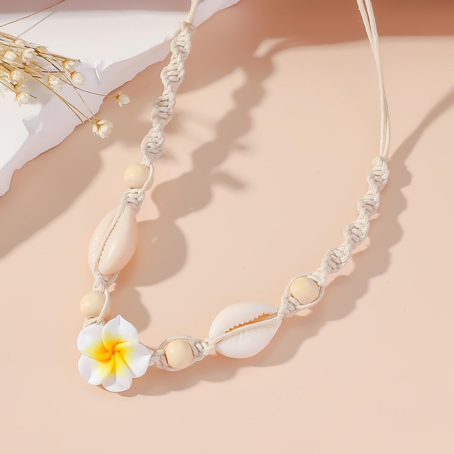 Nackiy Handmade Sea Shell Necklace Choker For Women Summer Adjustable Natural Shell Collar Necklace (White Flower)