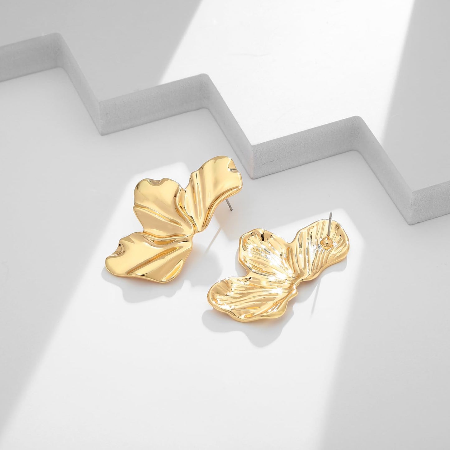 ENSKEFEN Gold Statement Flower Earrings for Women Boho Hammered Floral Earrings Fashion Large Dangle Drop Stud Earring Jewelry