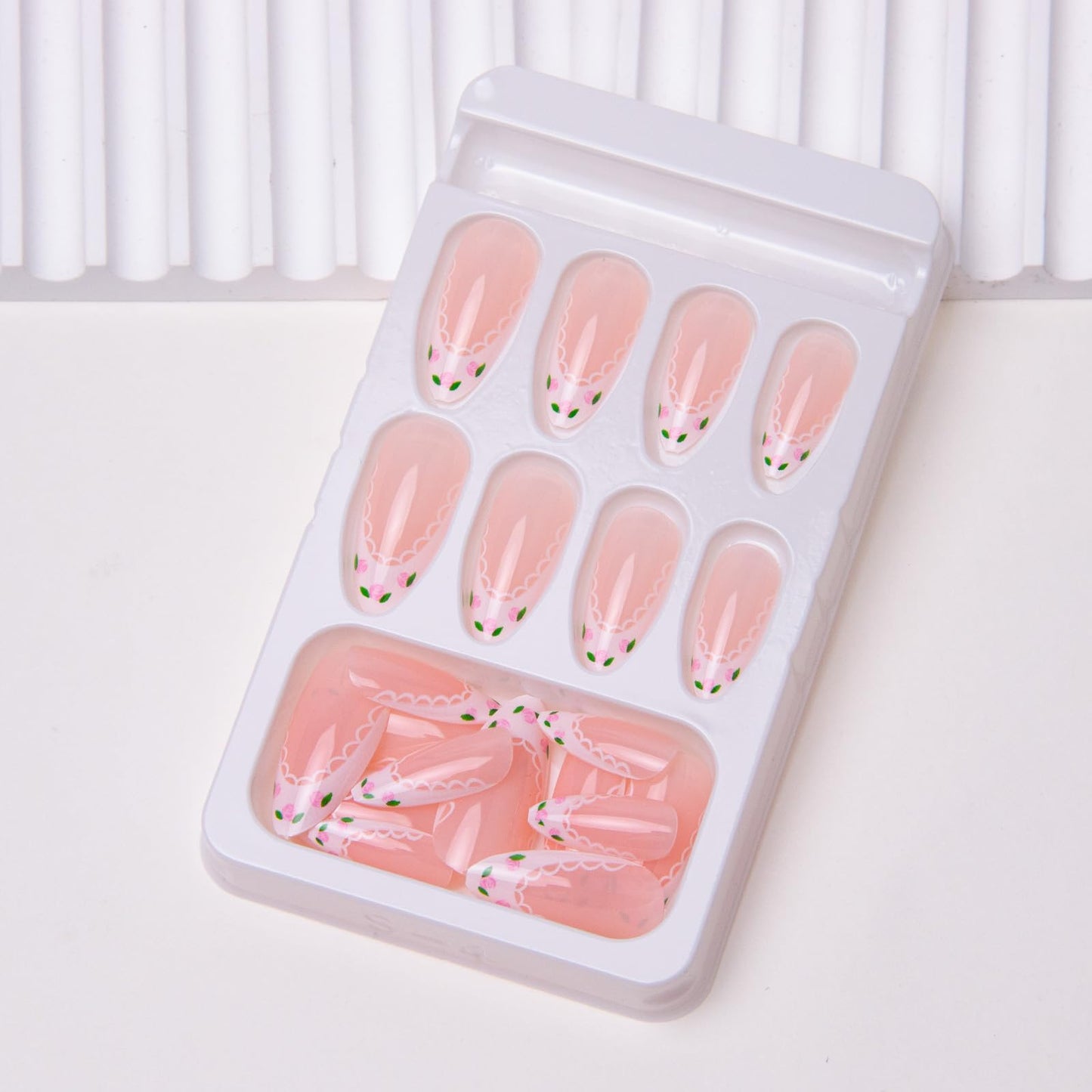French Tip Press on Nails Medium Almond Fake Nails Flowers Acrylic Nails Lace False Nails Glossy Artificial Nails with Designs Glue on Nails for Women Girls Manicure Nails Decoration 24Pcs