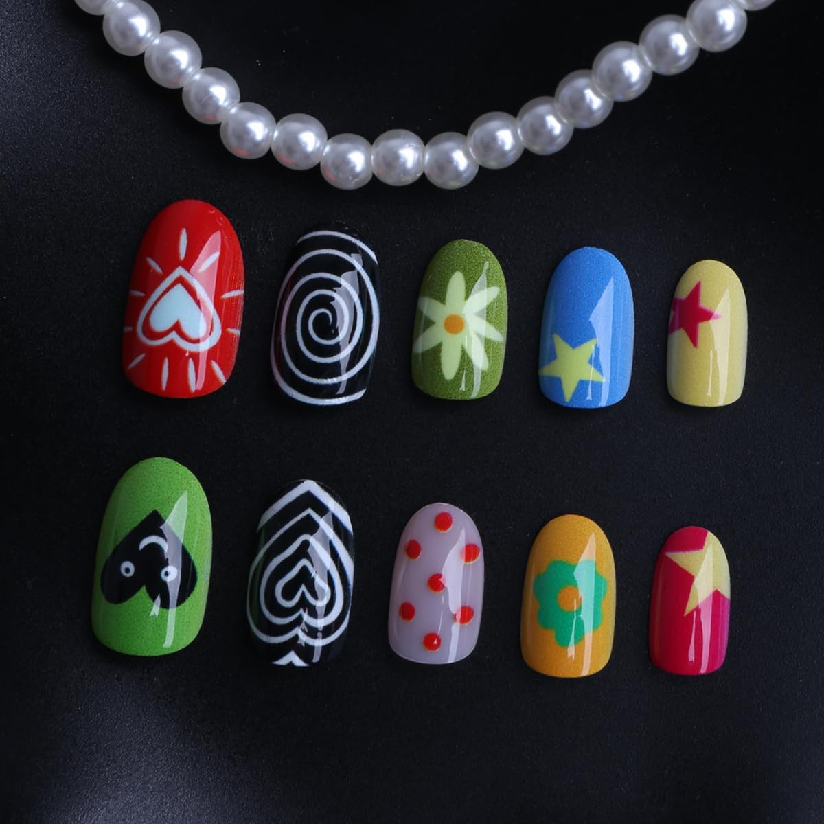 plalely Almond Press on Nails Short Colorful Fake NailY2k Style Daisy Acrylic Nail Press ons Polka dot Stick on Nails for Women 24pcs